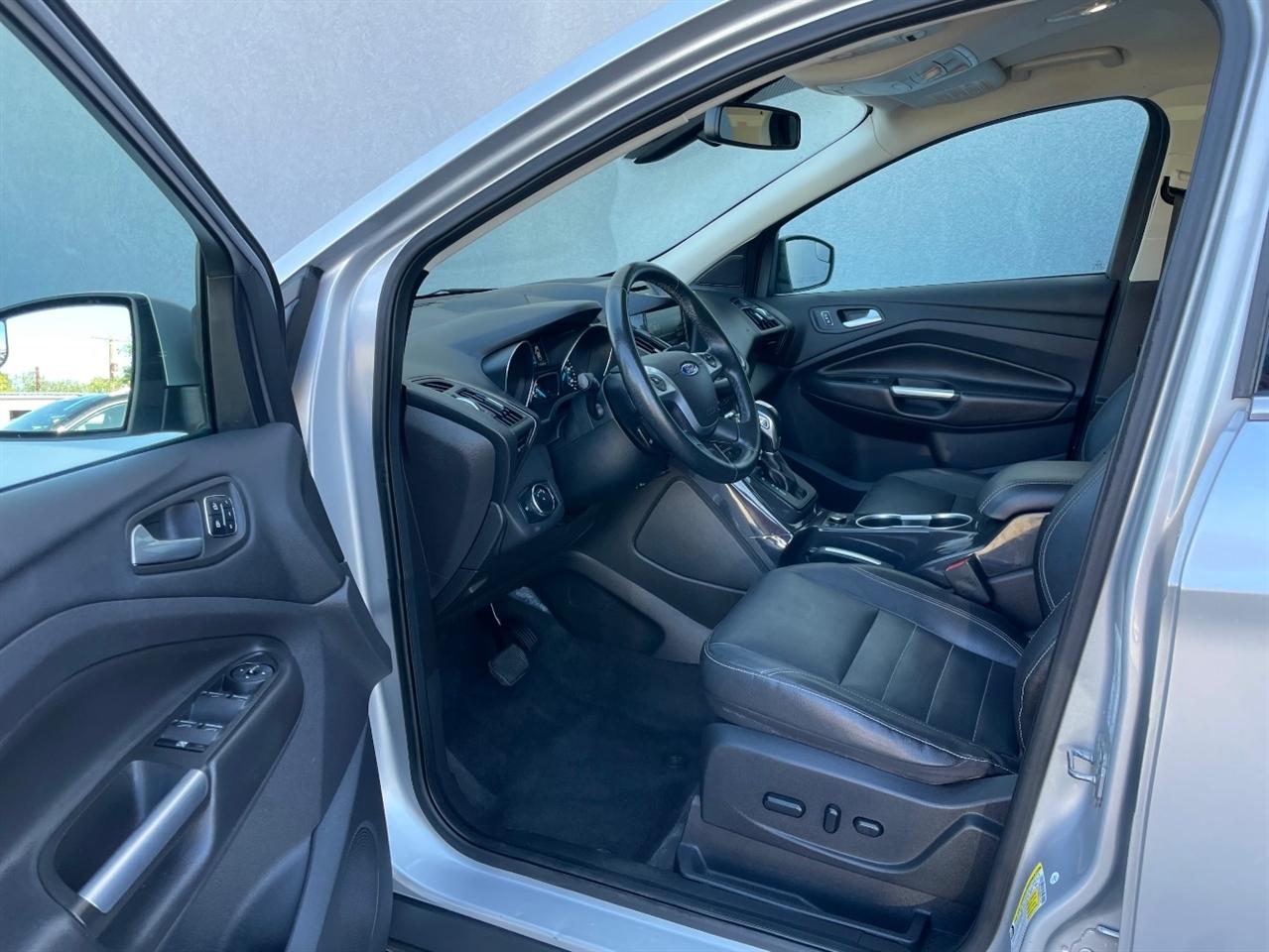Ford Escape  2014