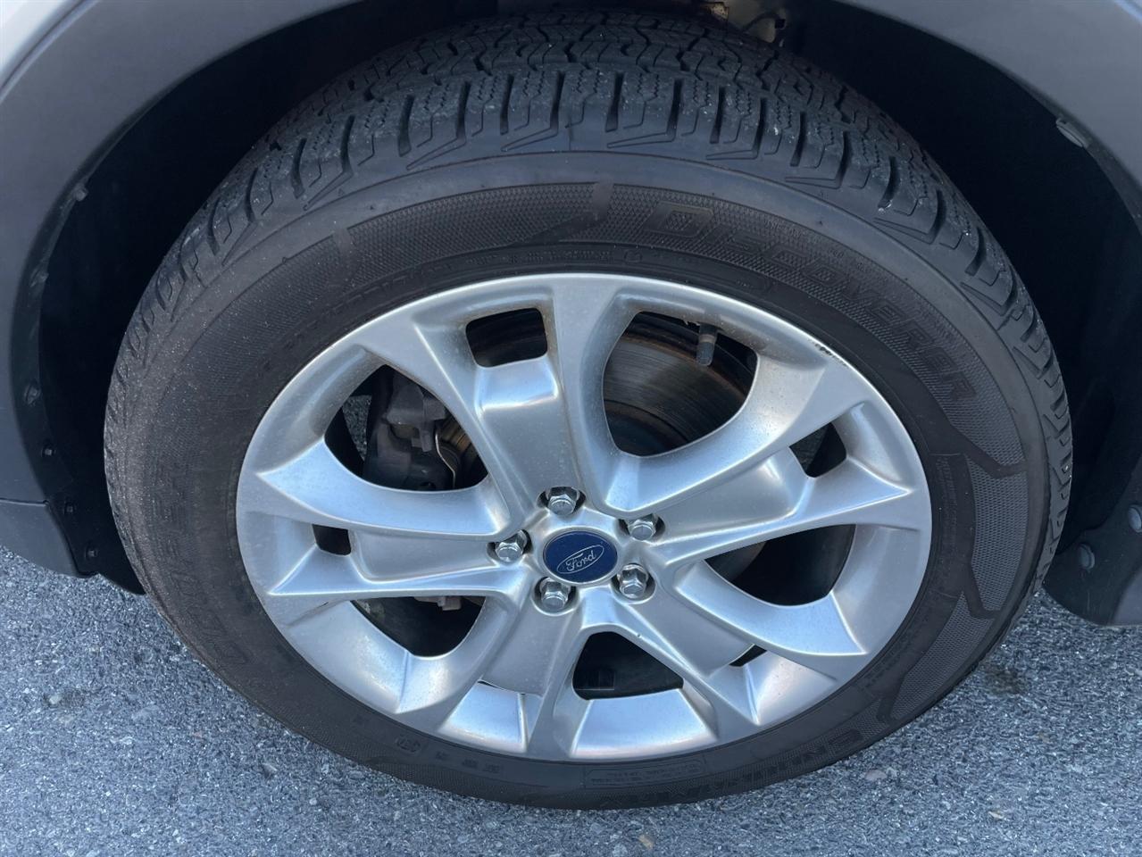 Ford Escape  2014