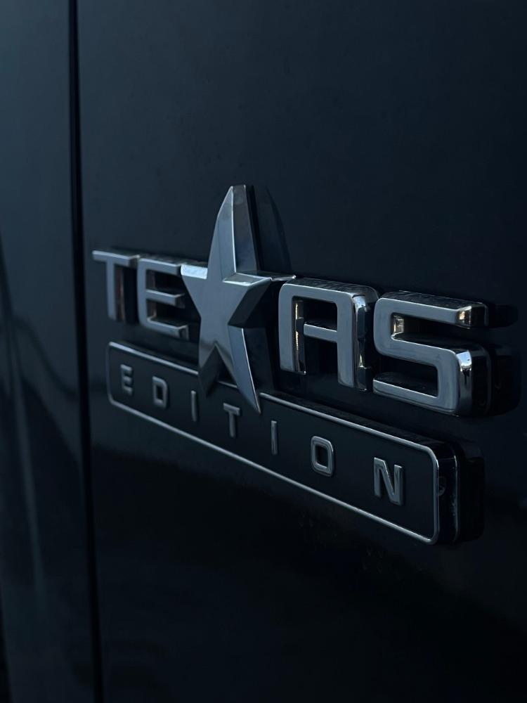 Chevrolet Tahoe  2021