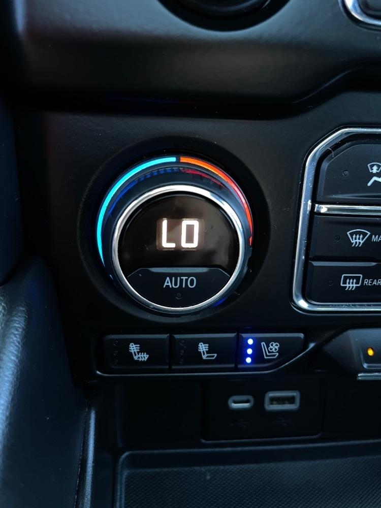 Chevrolet Tahoe  2021