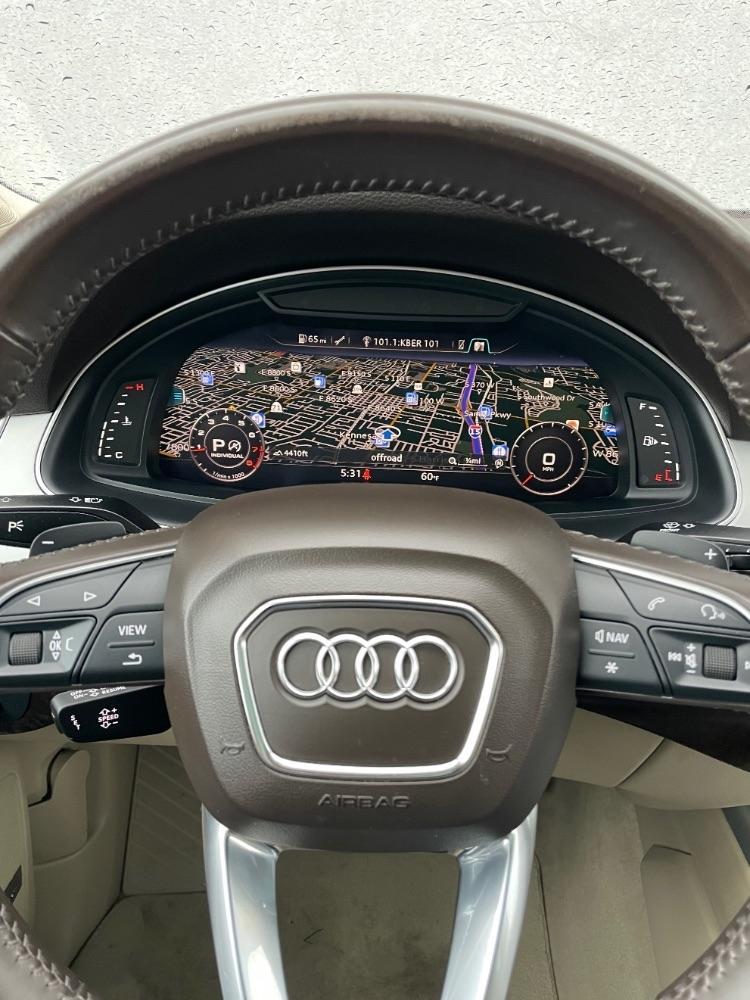 Audi Q7  2017