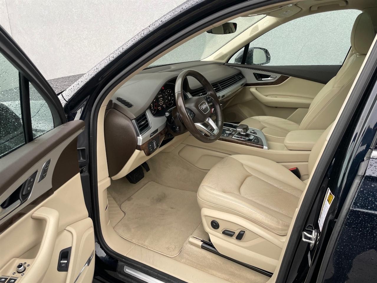 Audi Q7  2017