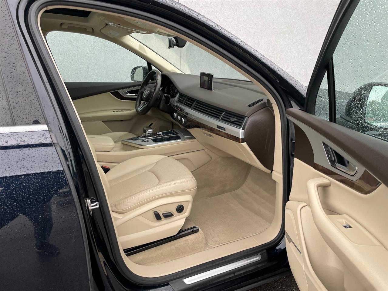 Audi Q7  2017