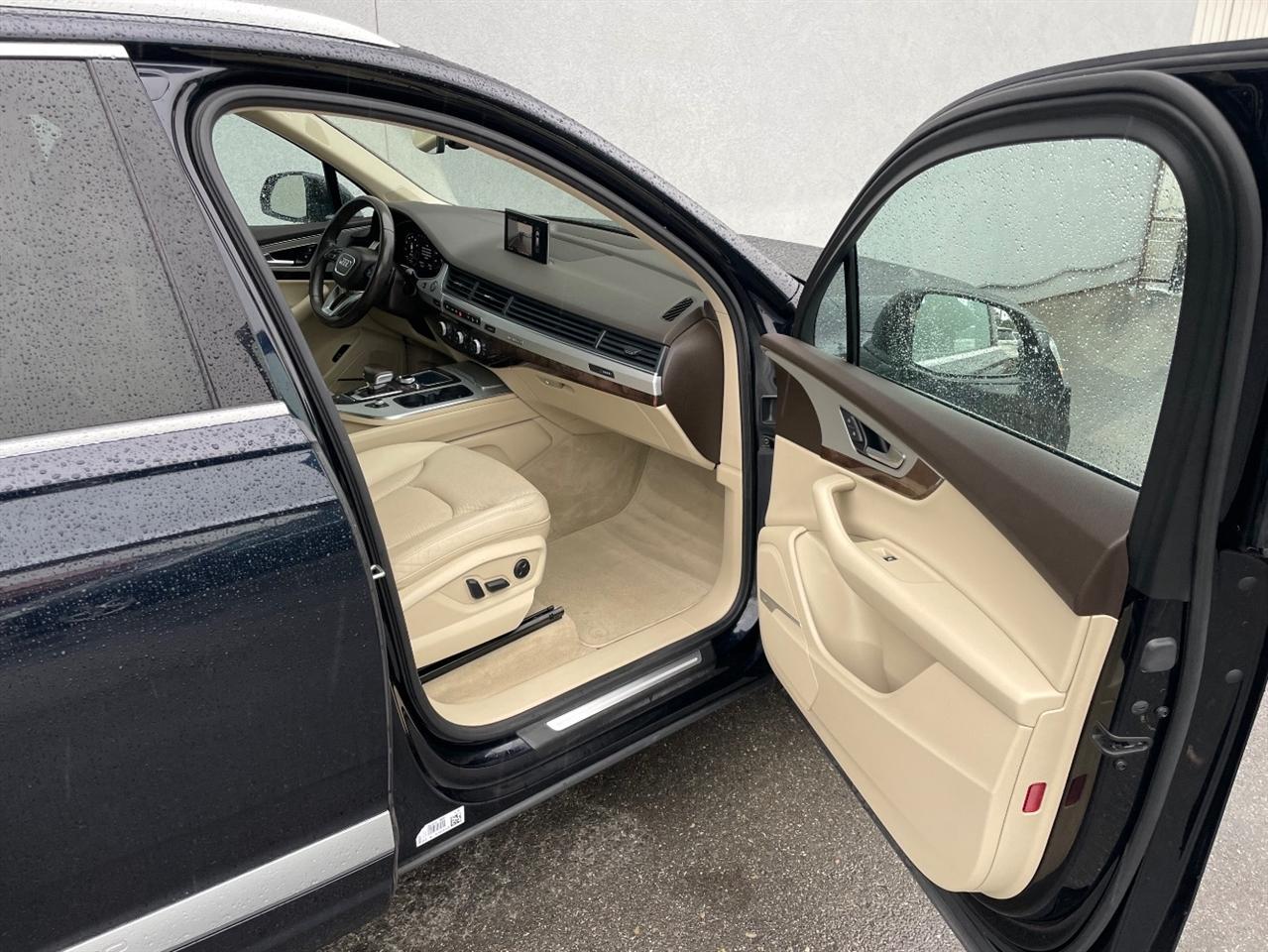 Audi Q7  2017