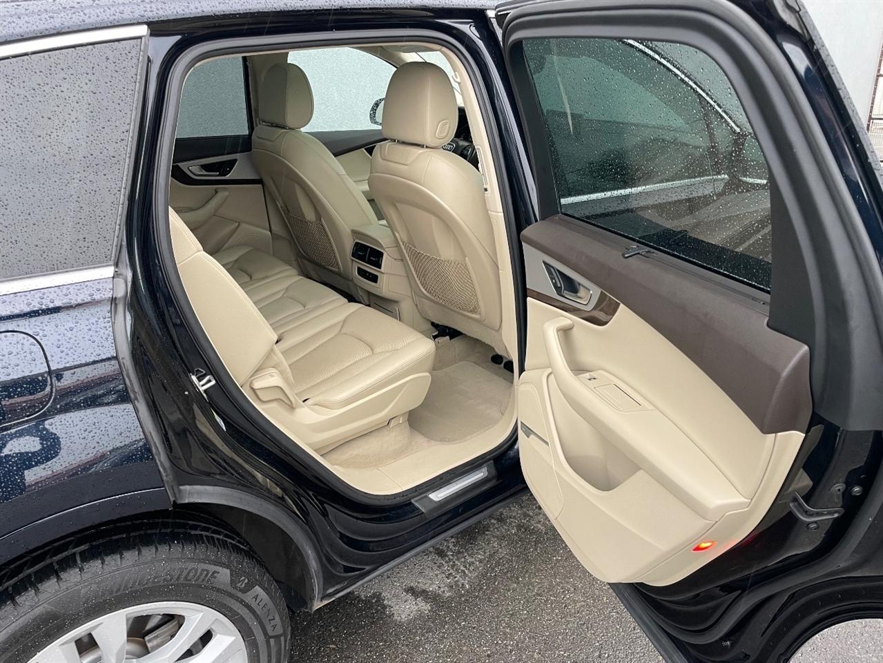 Audi Q7  2017