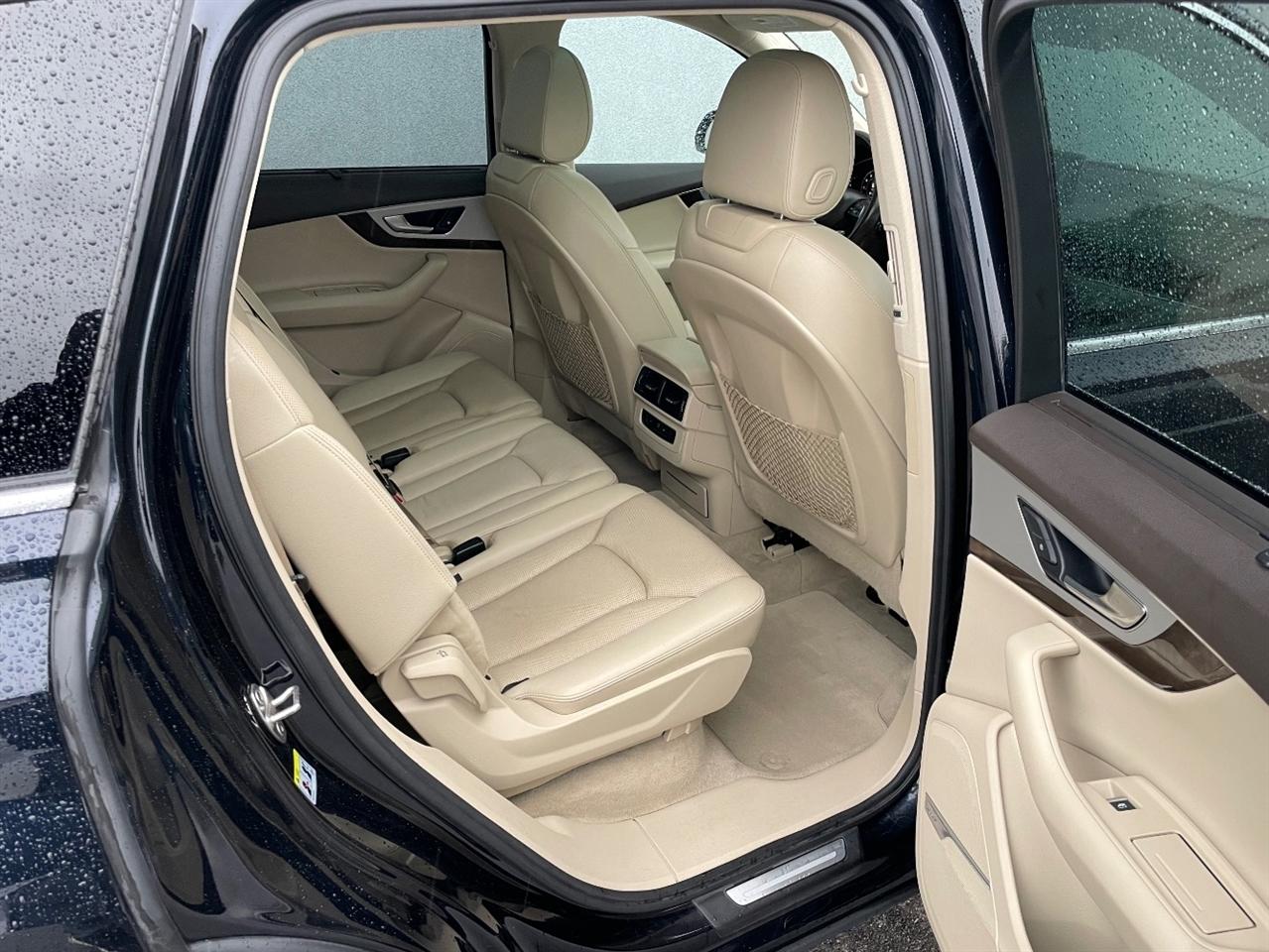 Audi Q7  2017