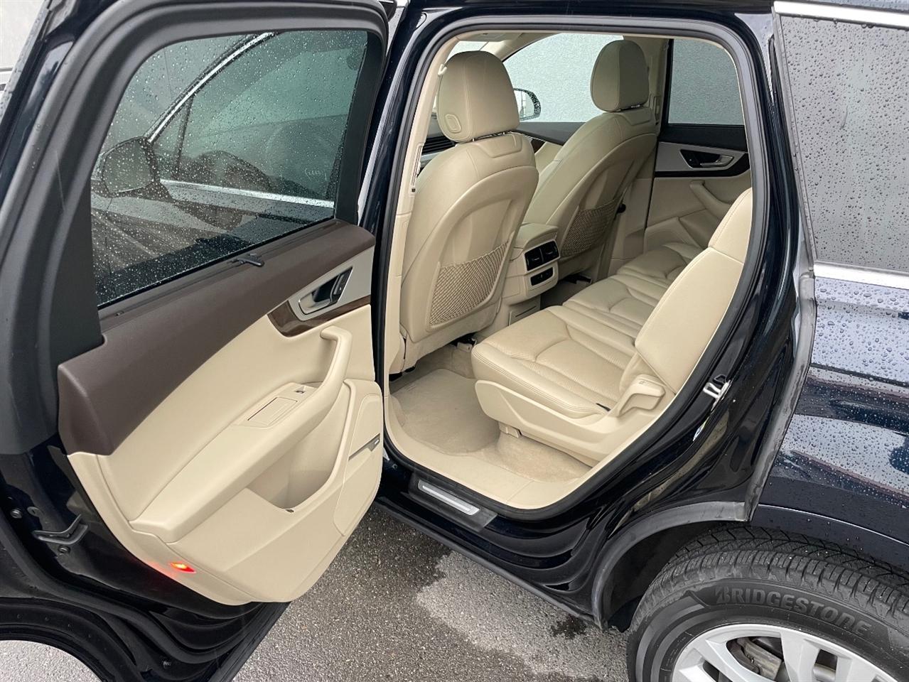 Audi Q7  2017