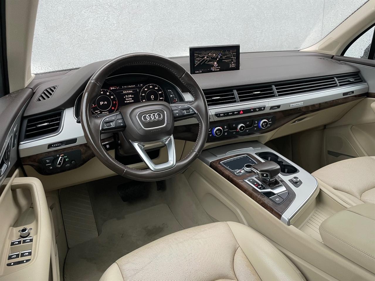 Audi Q7  2017
