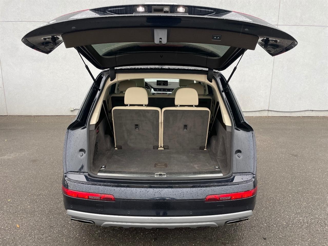 Audi Q7  2017