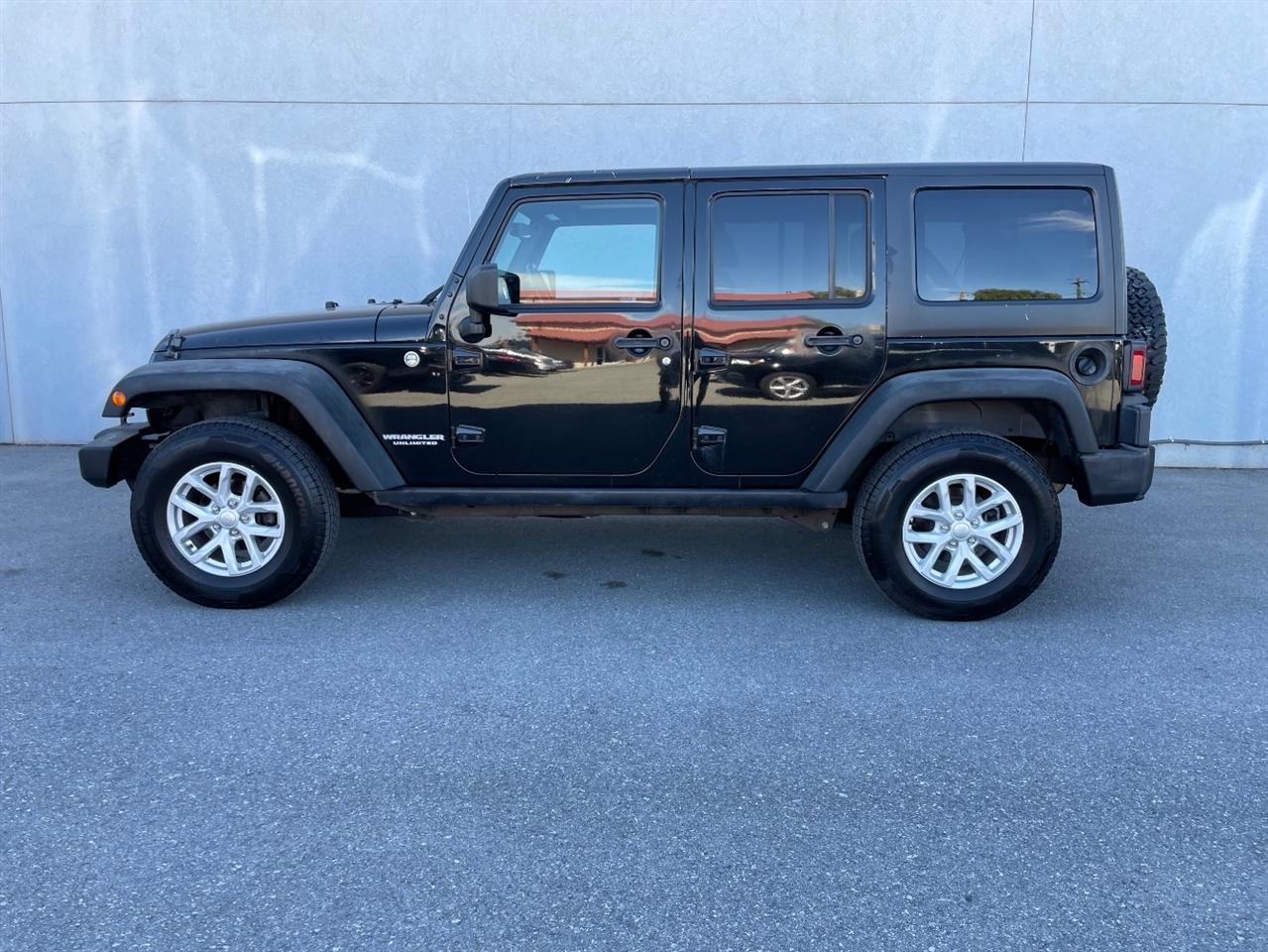 Jeep Wrangler Unlimited  2011