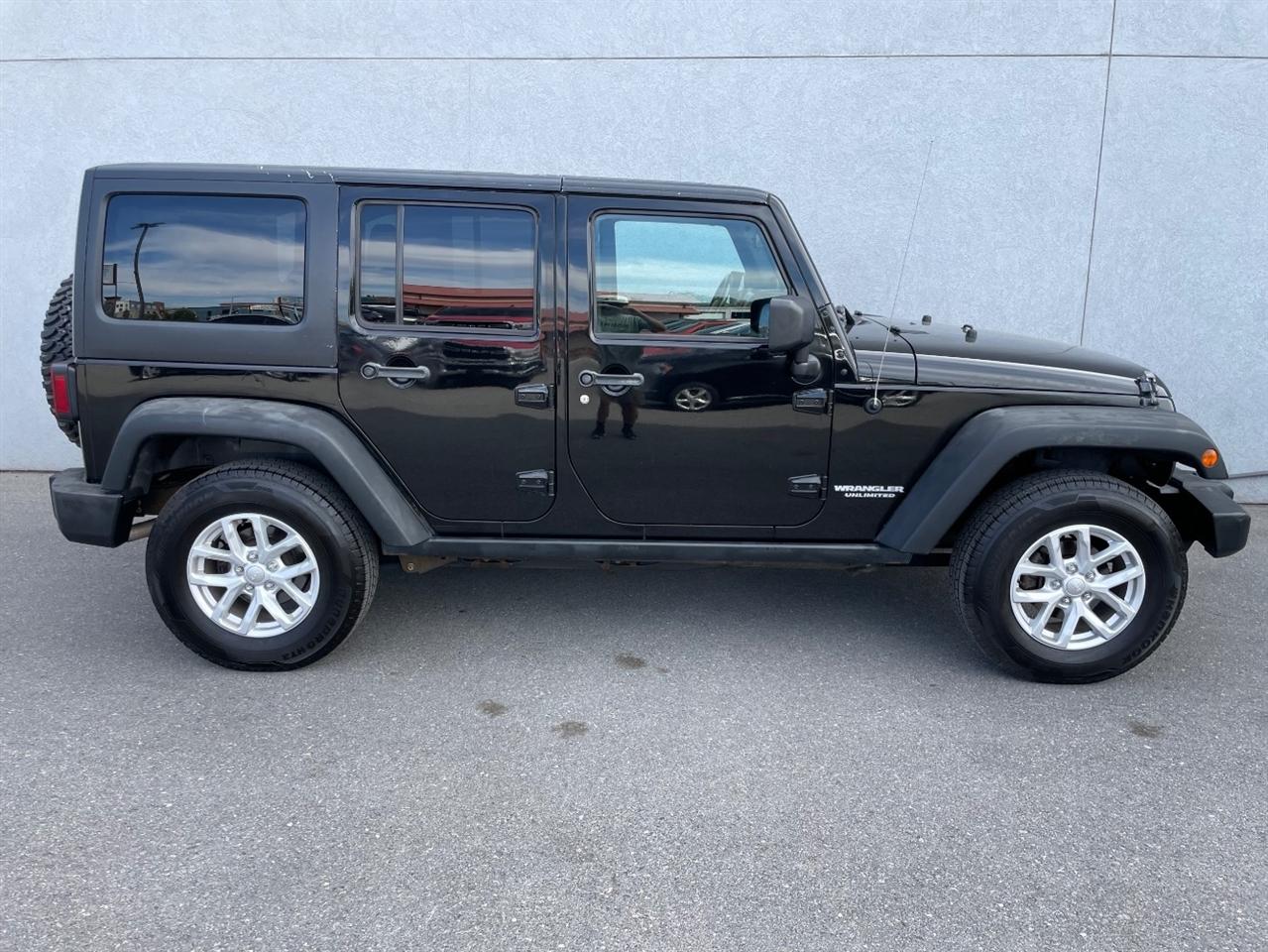 Jeep Wrangler Unlimited  2011