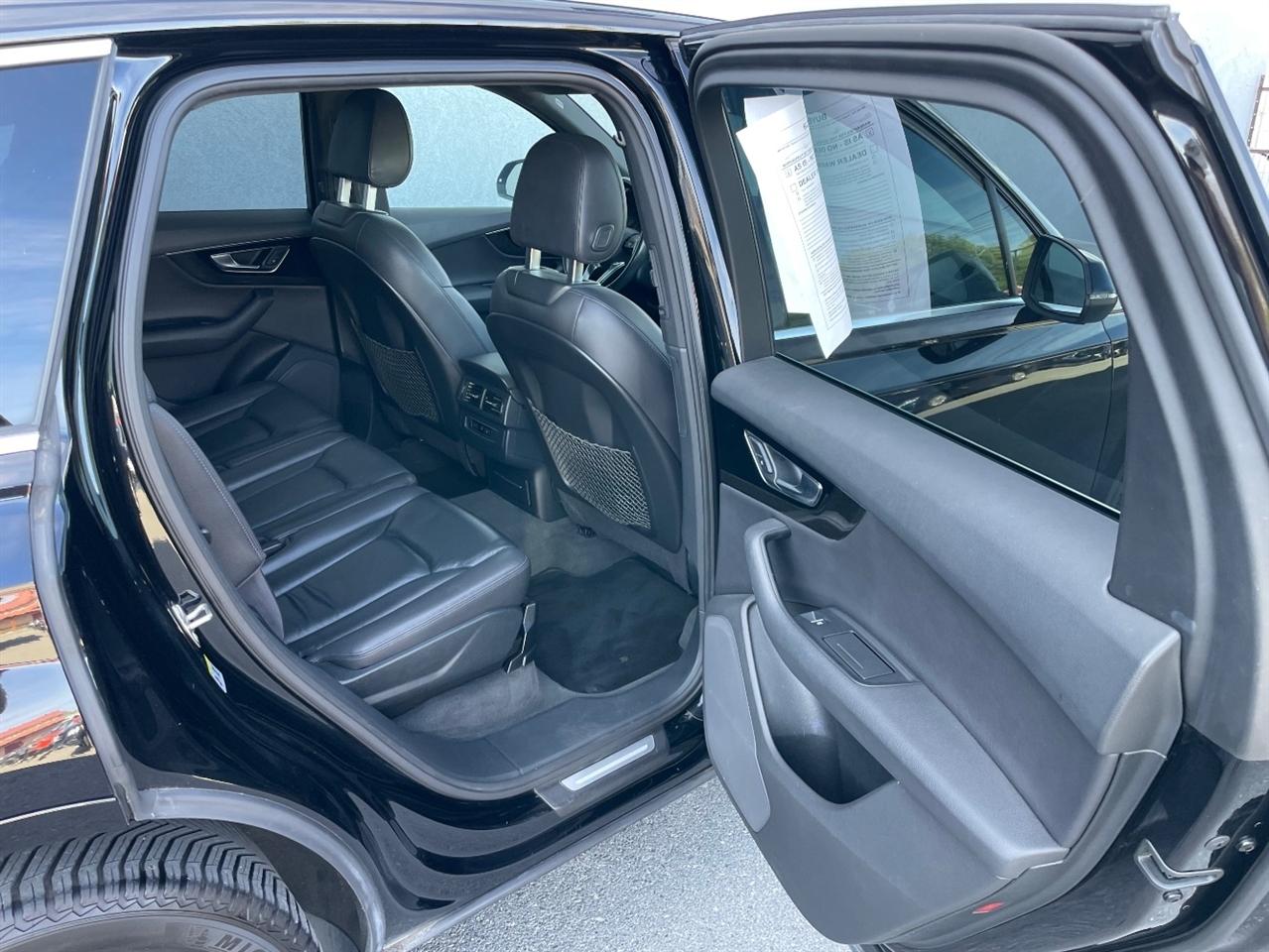 Audi Q7  2017