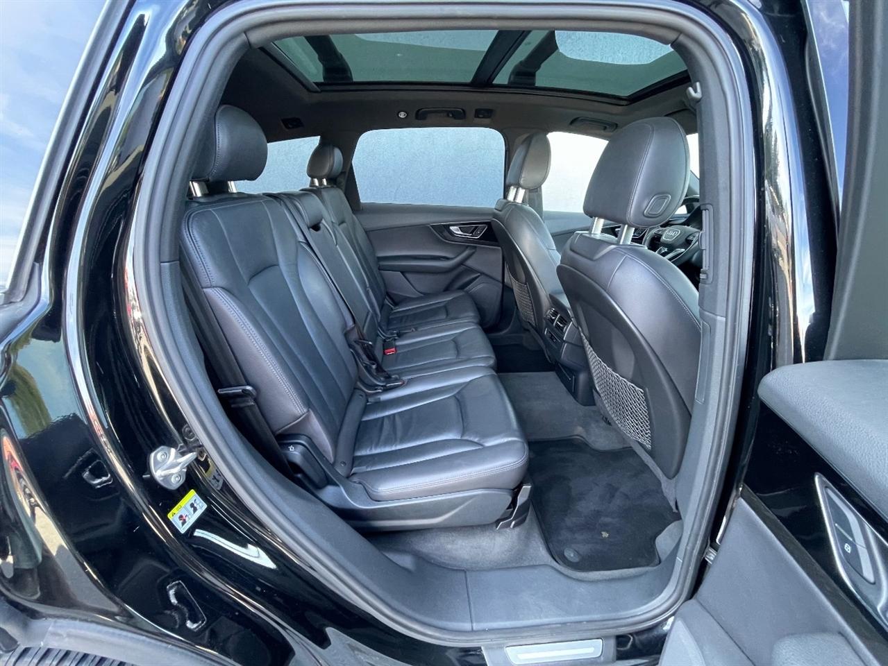 Audi Q7  2017