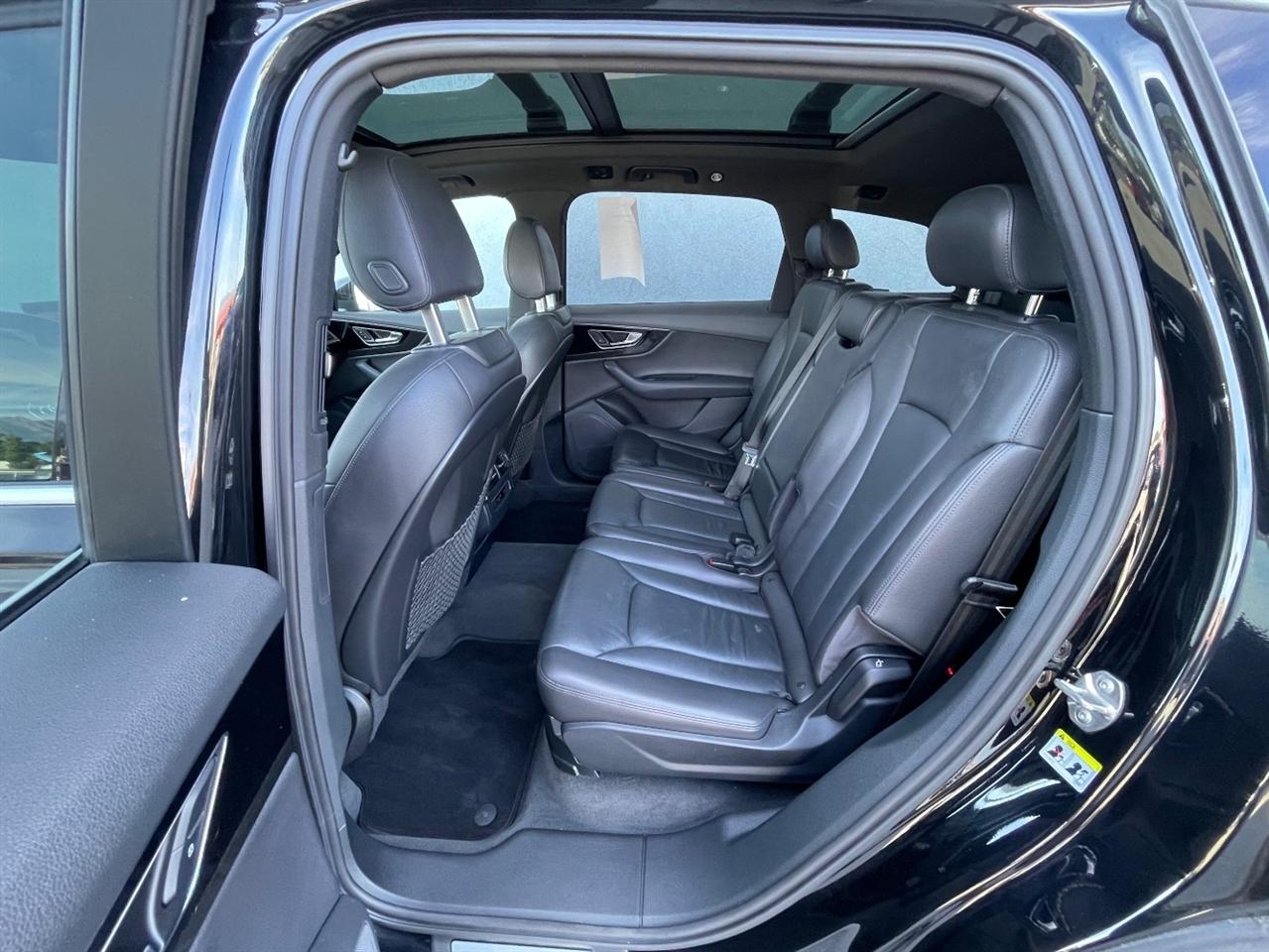 Audi Q7  2017
