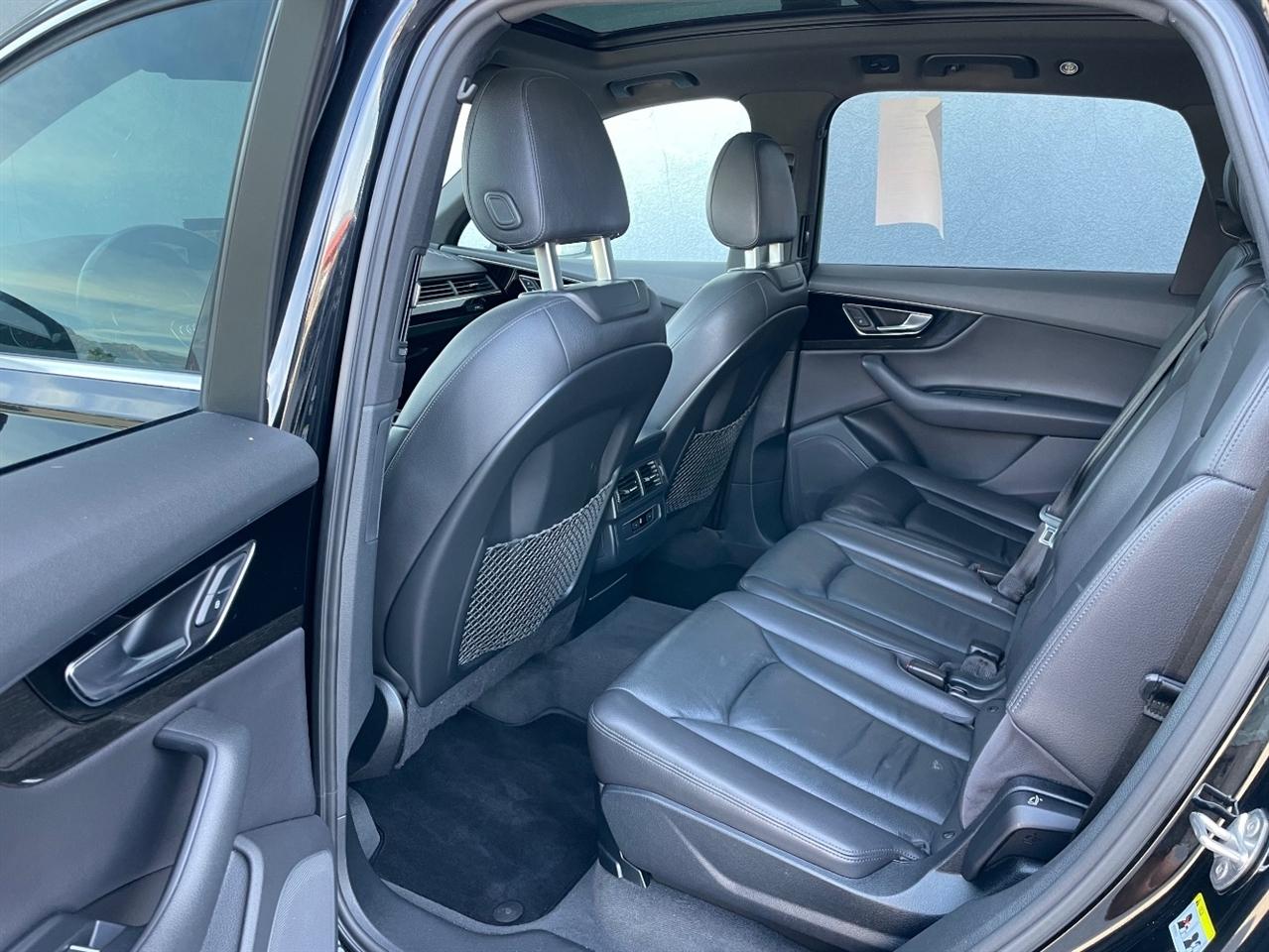 Audi Q7  2017