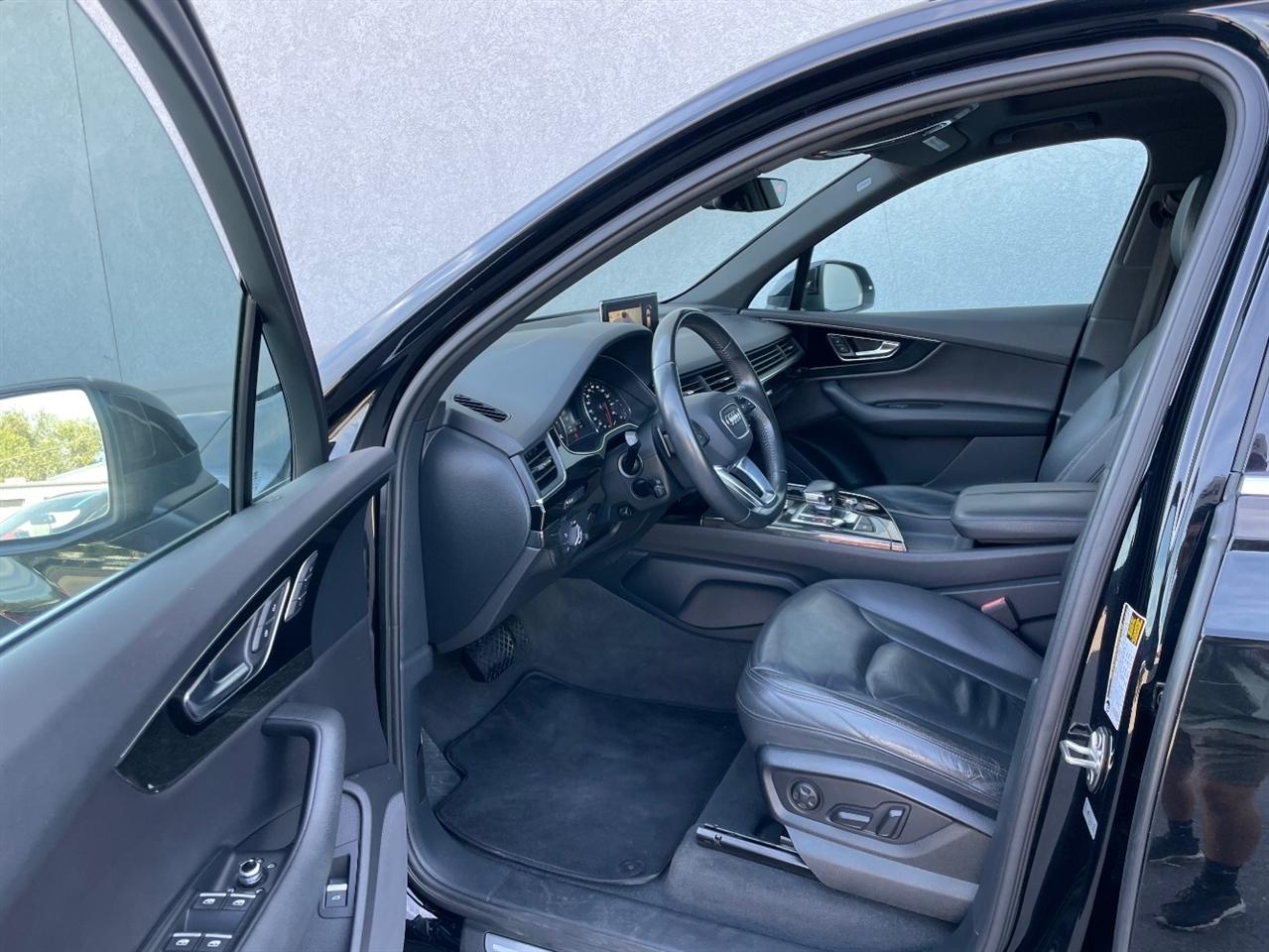 Audi Q7  2017
