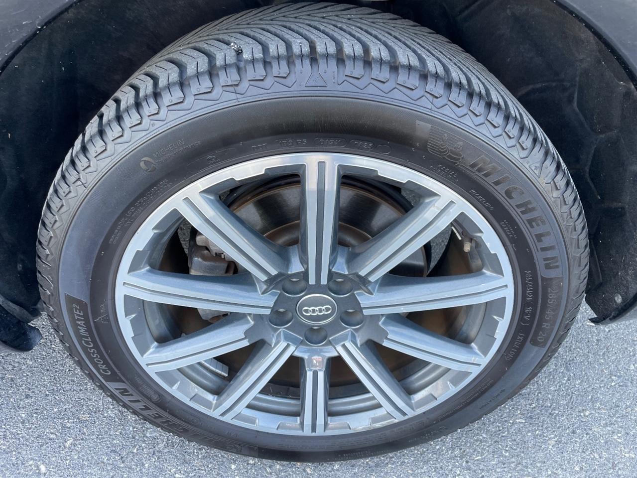 Audi Q7  2017