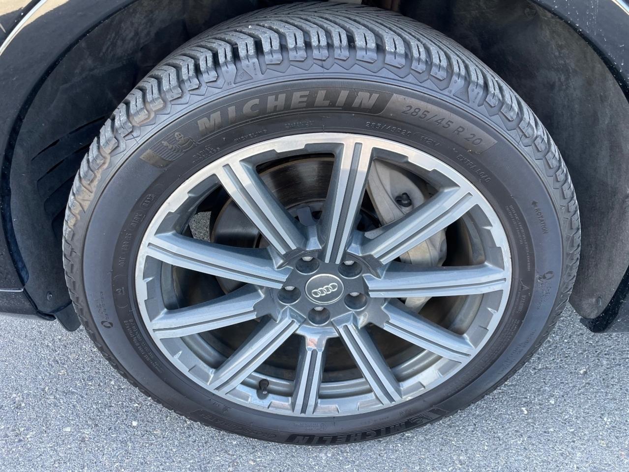 Audi Q7  2017