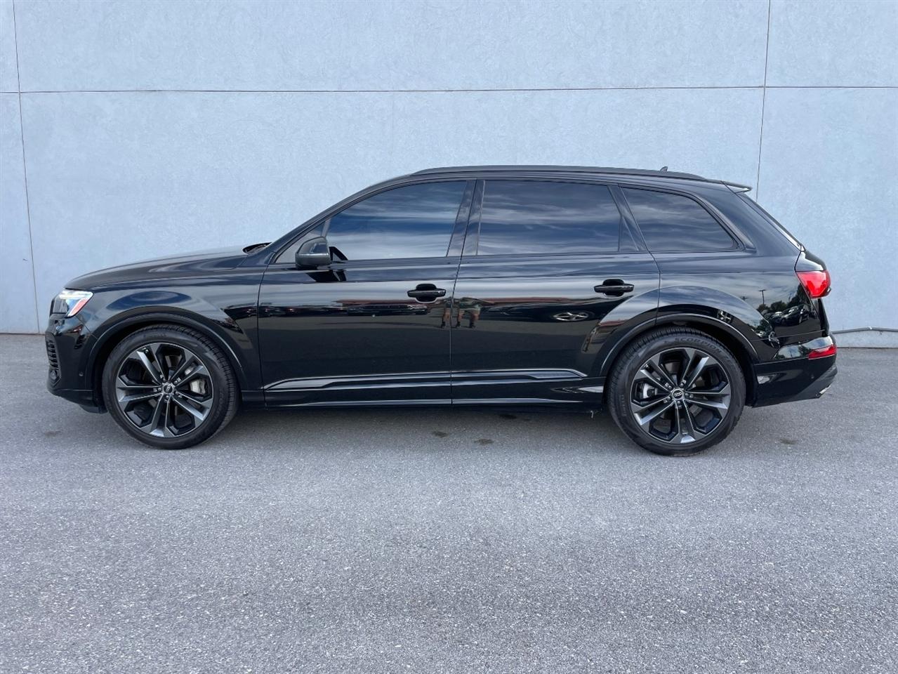 Audi Q7  2025