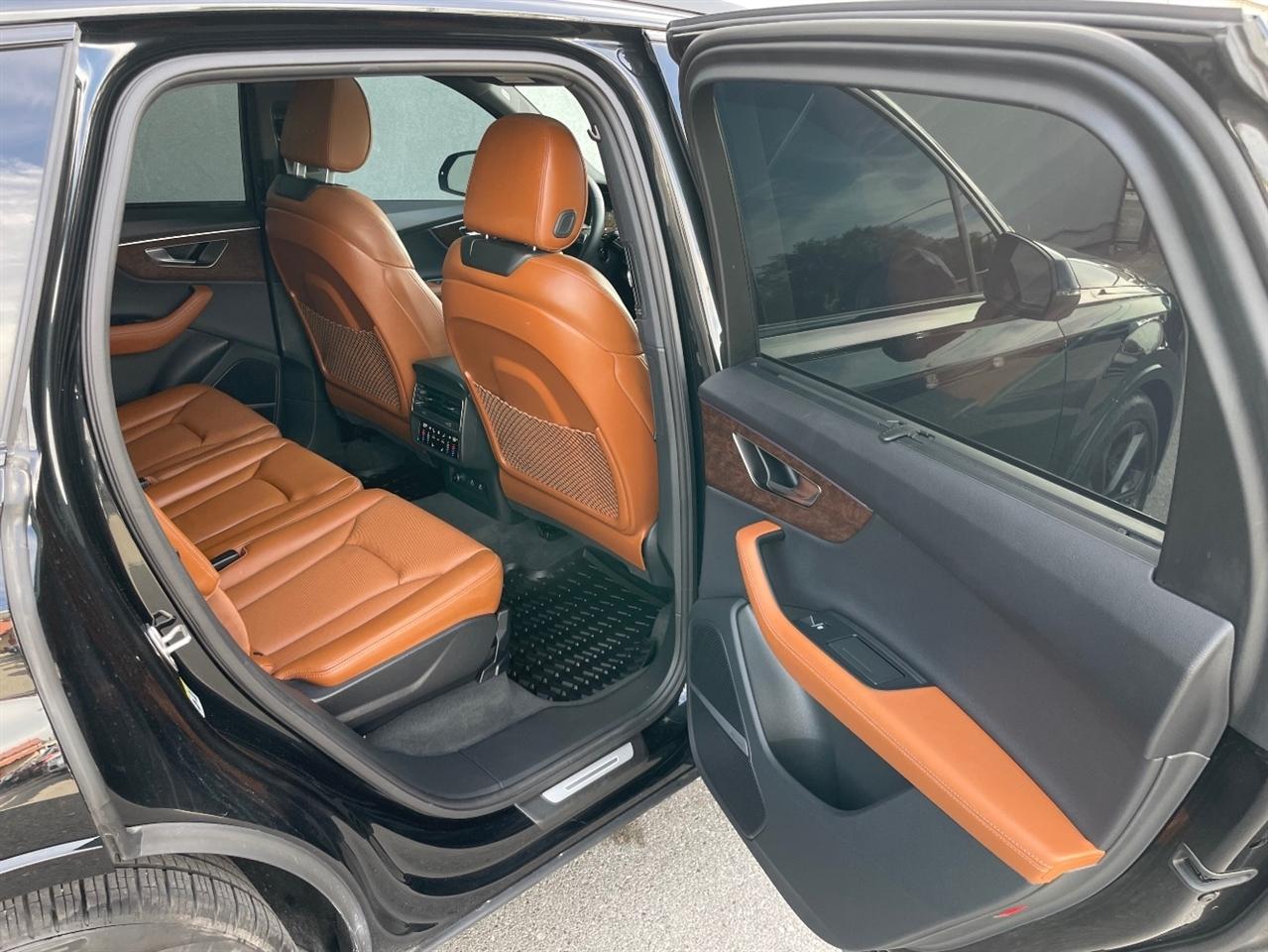 Audi Q7  2025