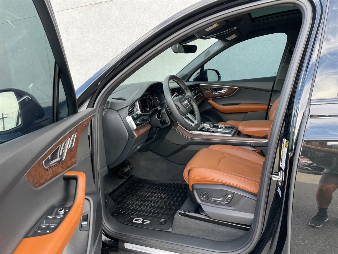 Audi Q7  2025