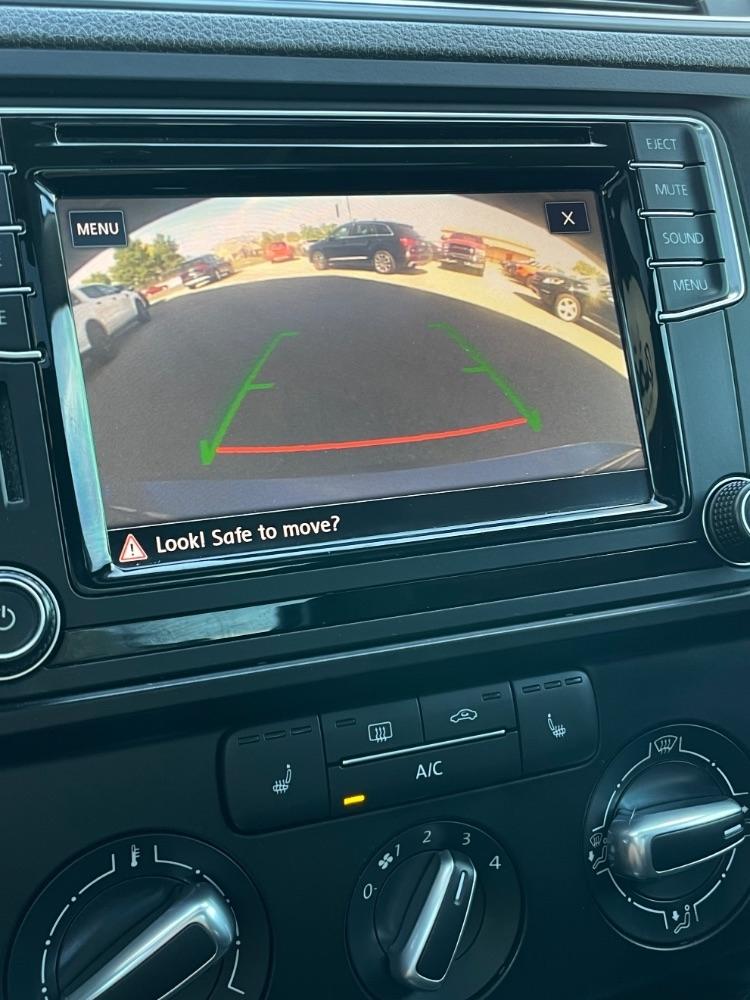 Volkswagen Jetta  2017