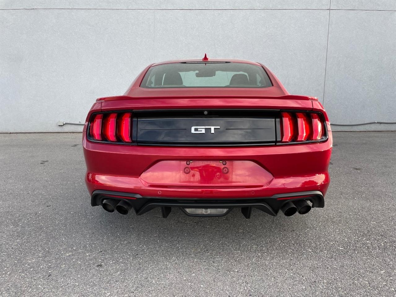 Ford Mustang  2021