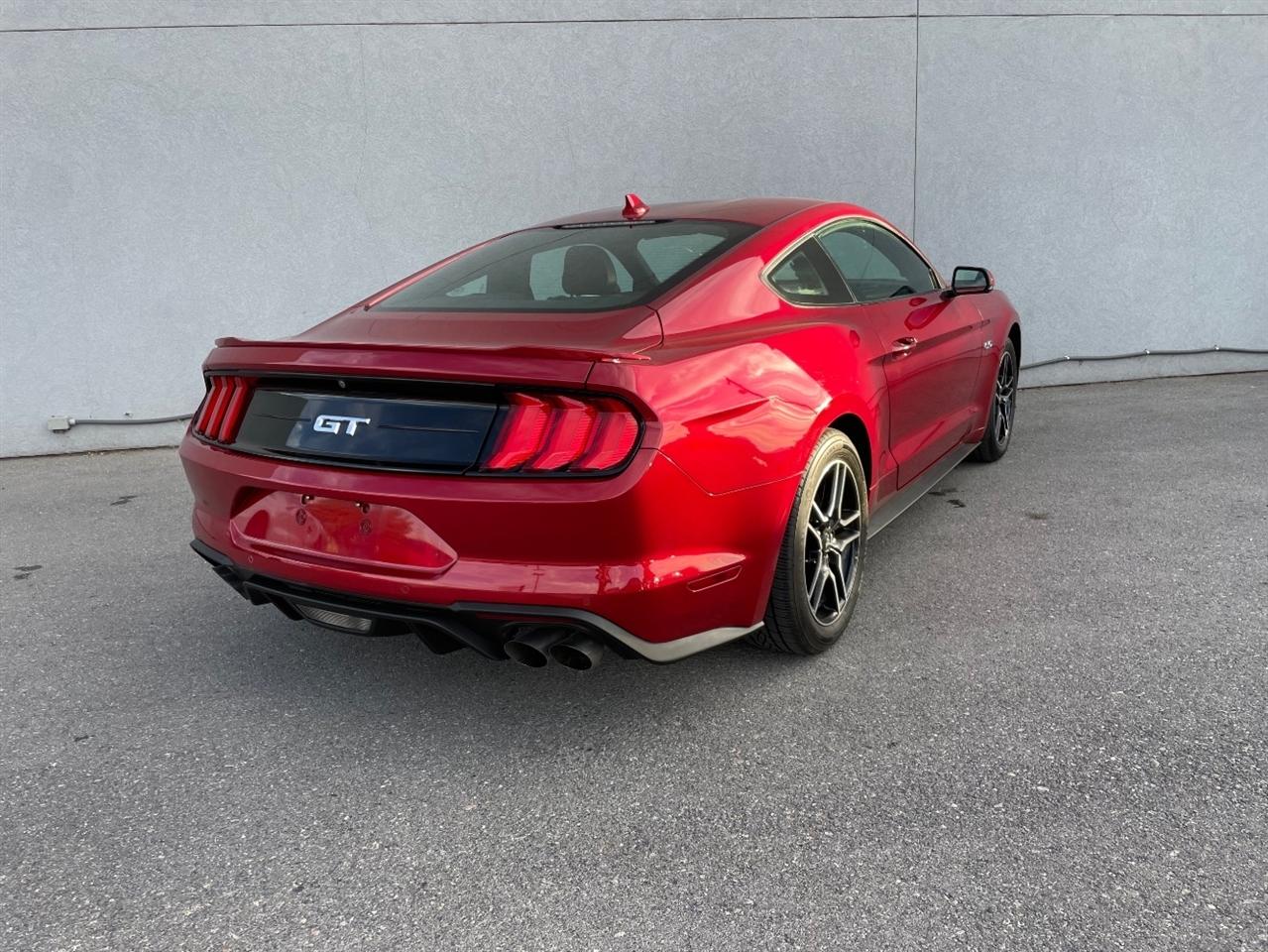 Ford Mustang  2021