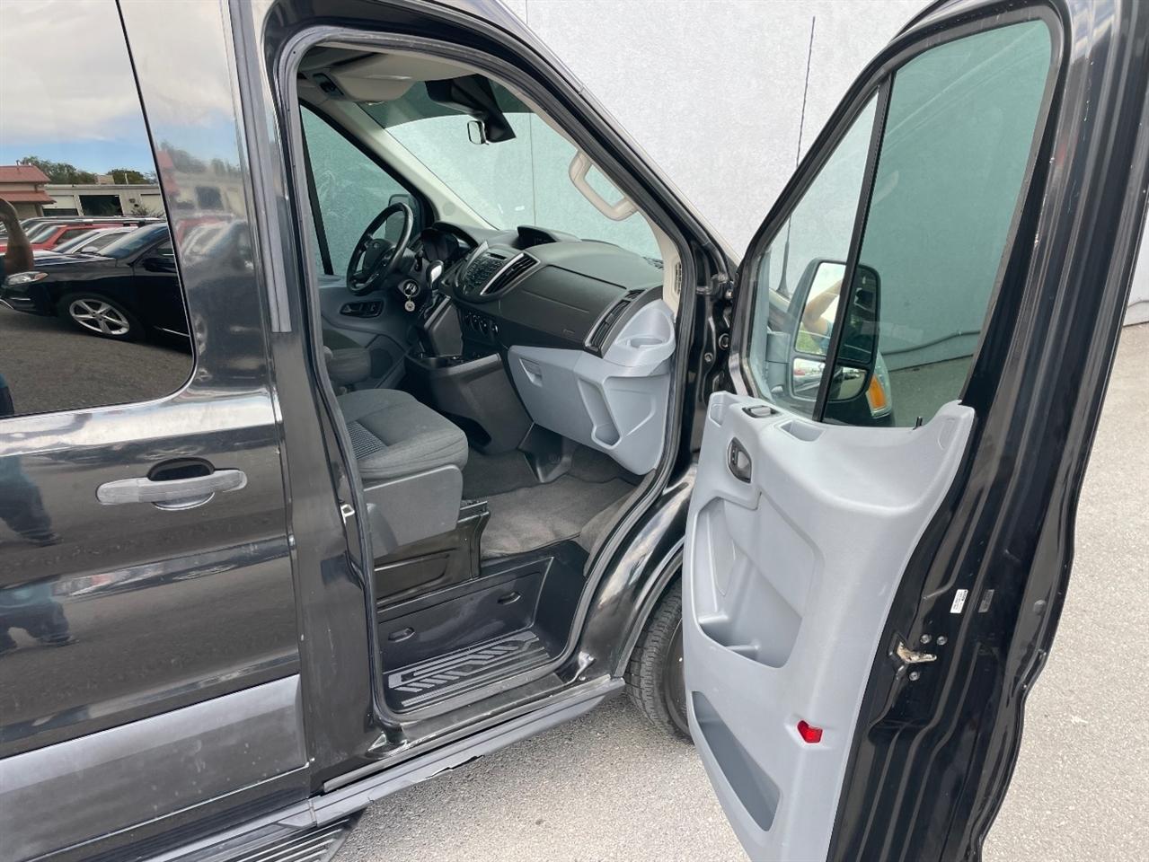 Ford Transit Wagon  2015