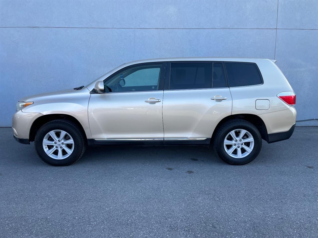 Toyota Highlander  2013