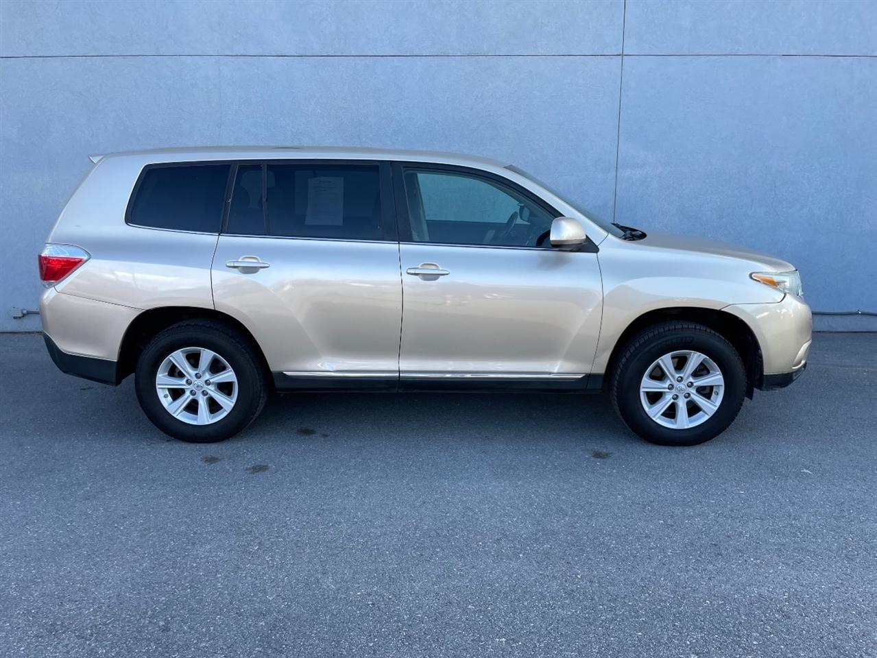 Toyota Highlander  2013
