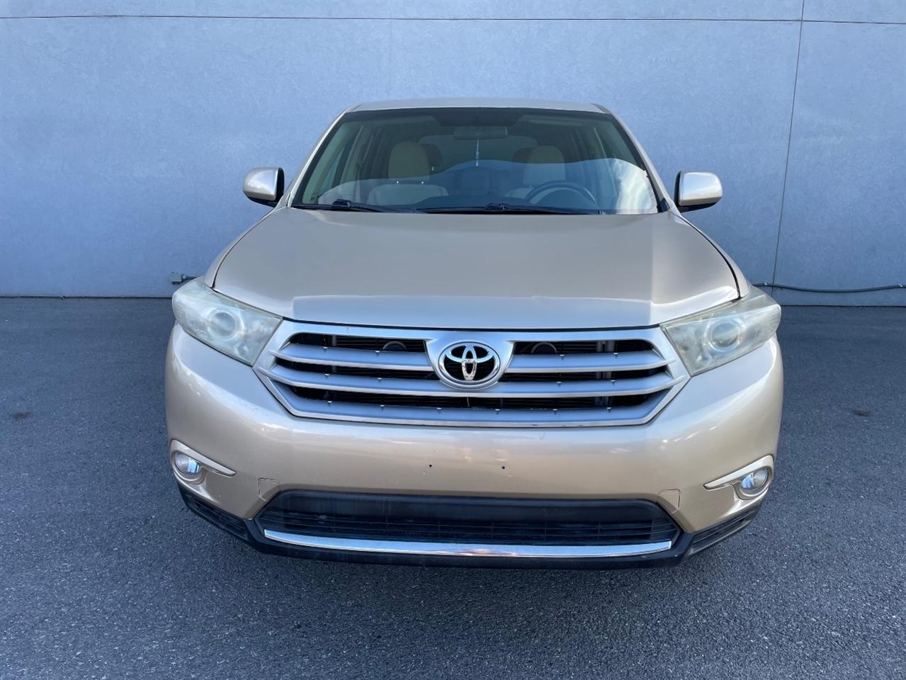Toyota Highlander  2013