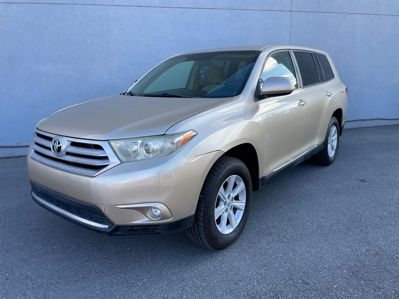 Toyota Highlander  2013
