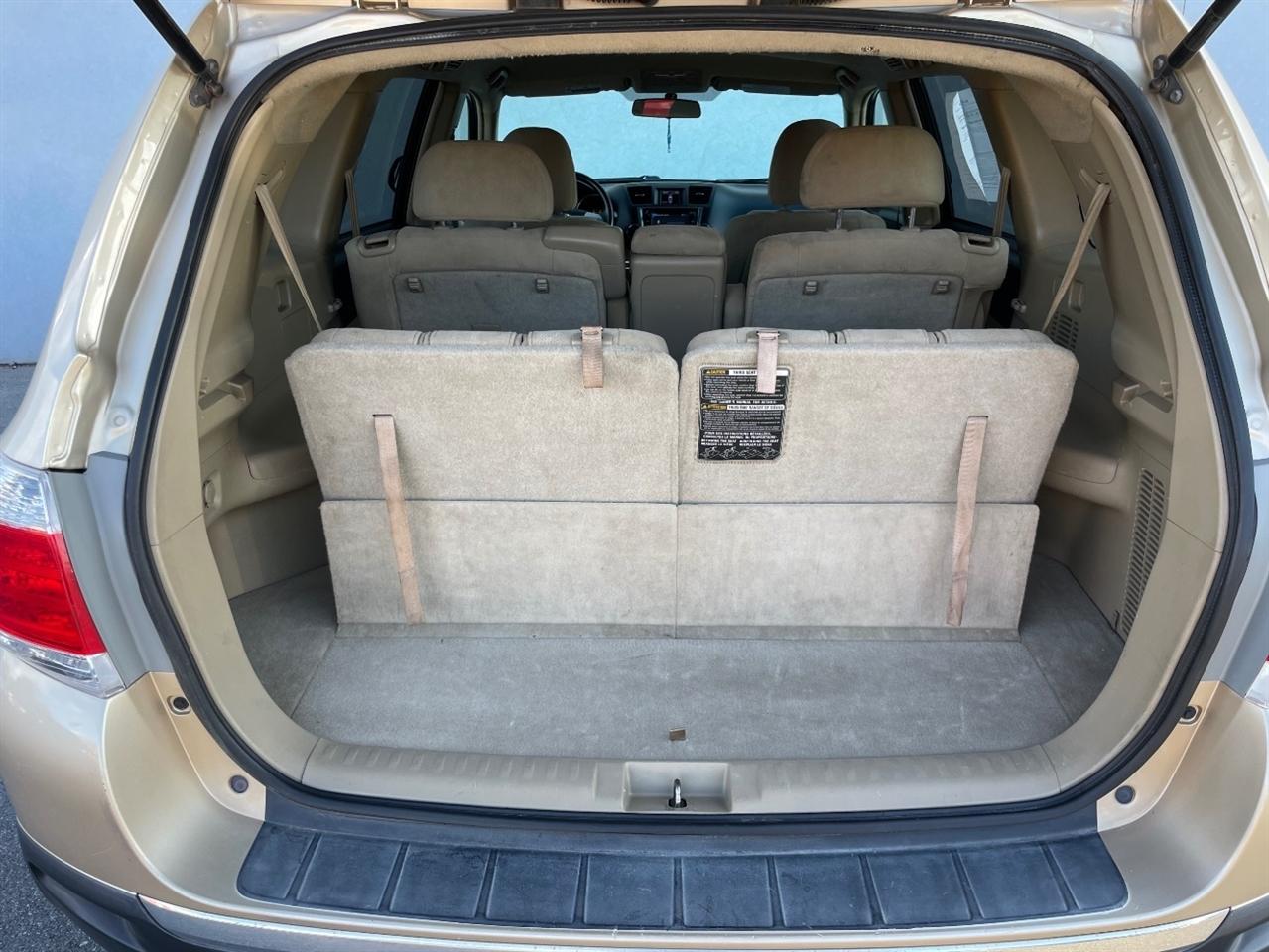 Toyota Highlander  2013