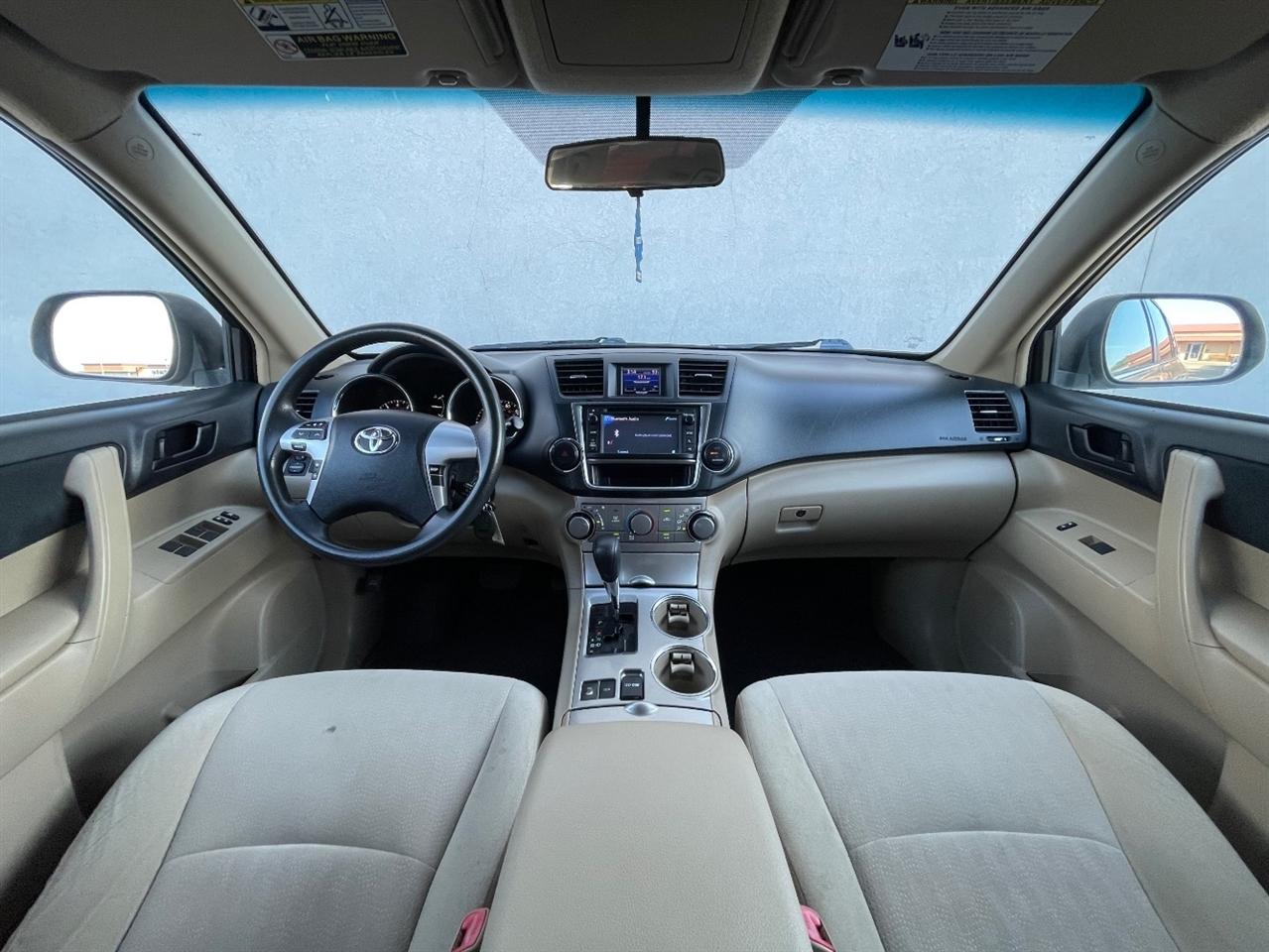 Toyota Highlander  2013