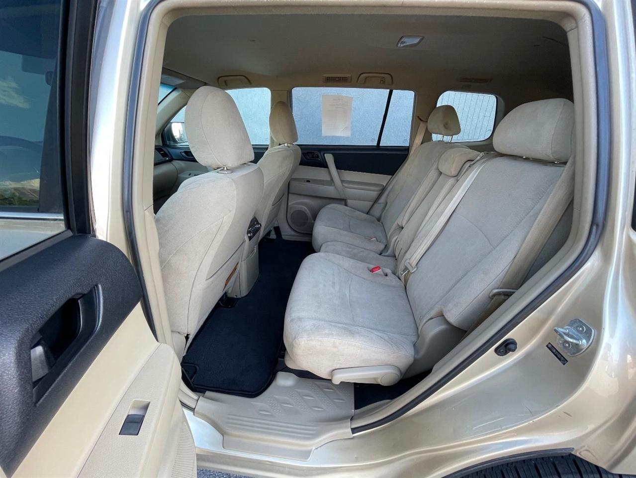 Toyota Highlander  2013