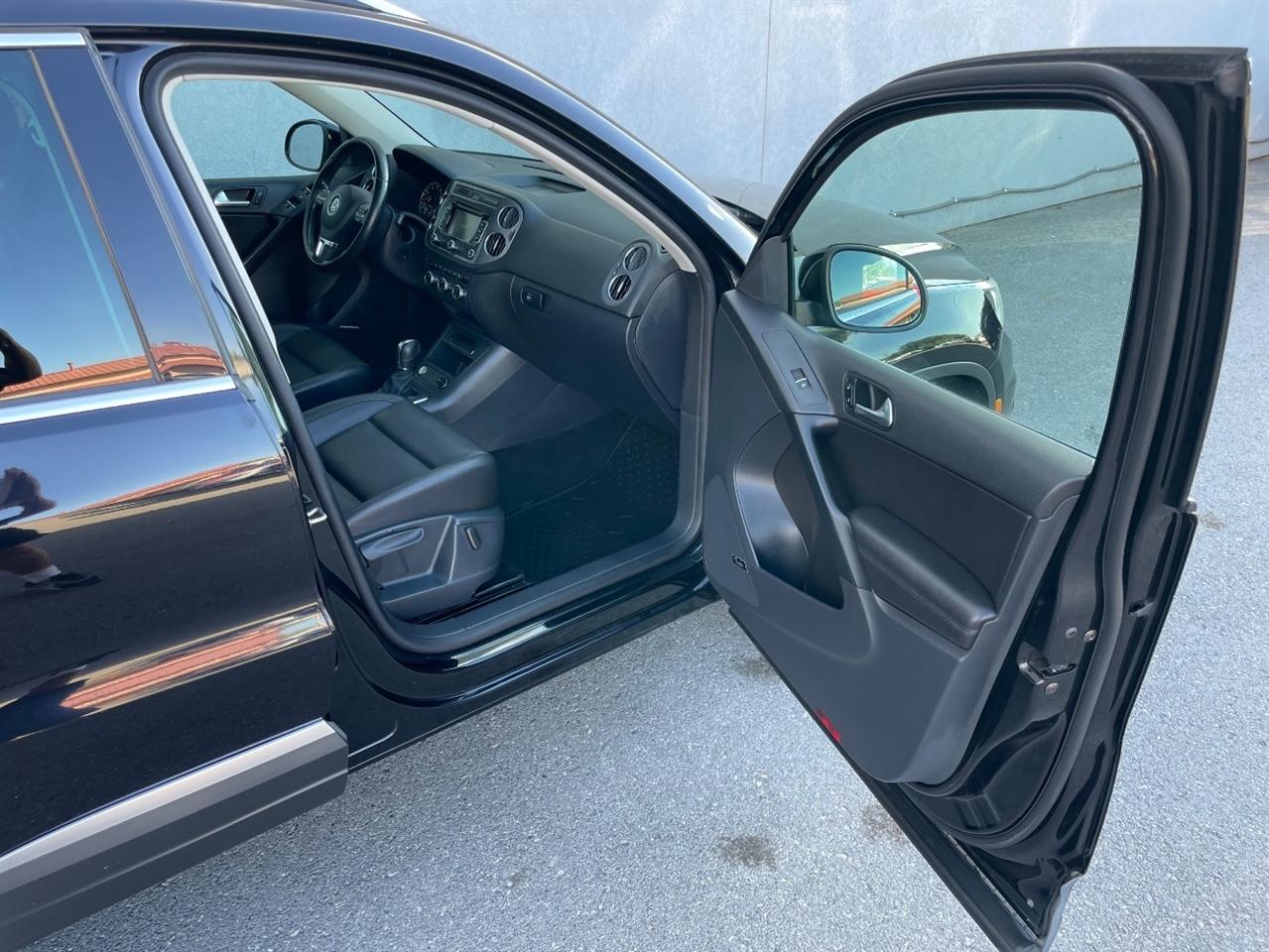 Volkswagen Tiguan  2014
