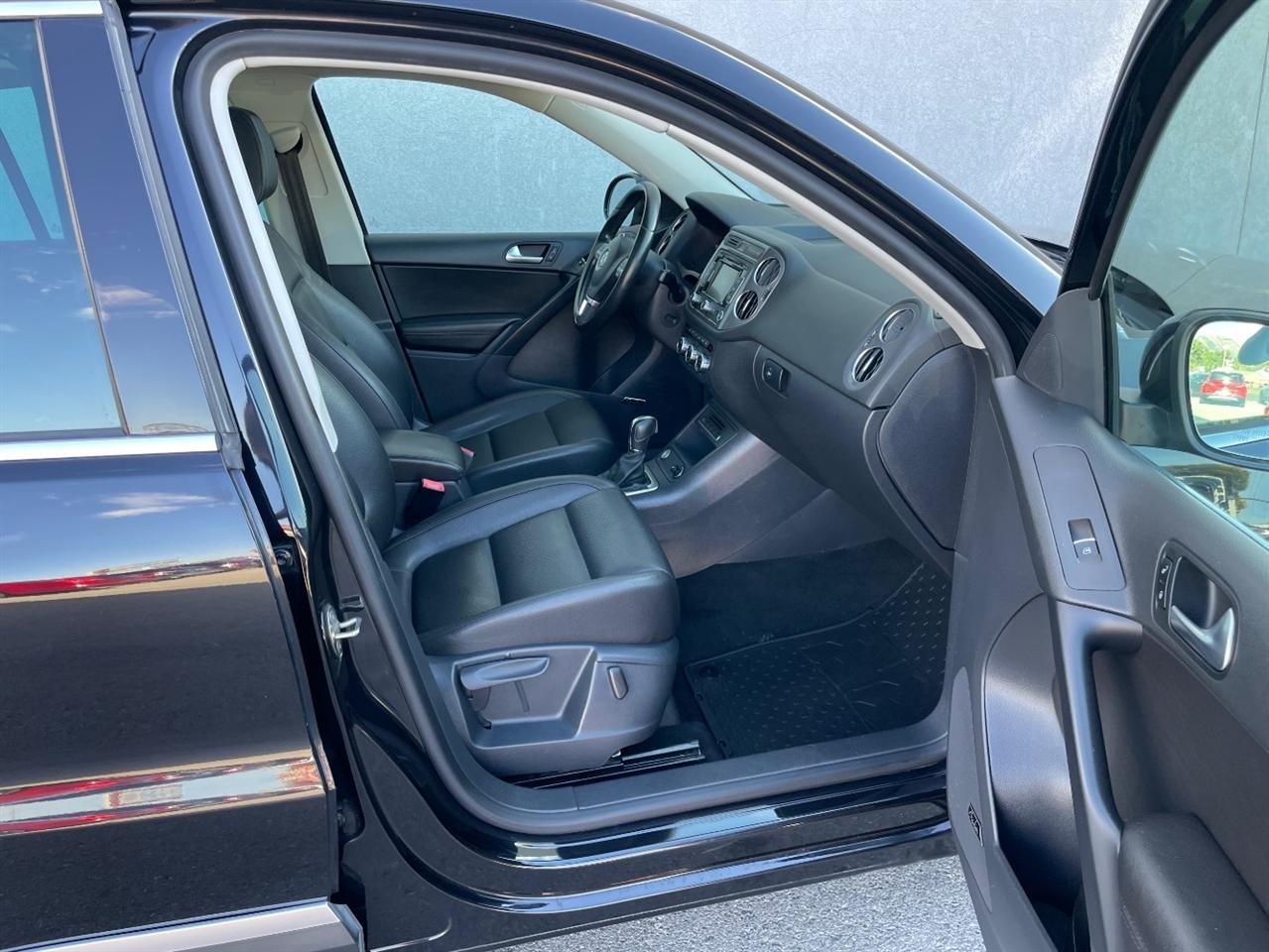 Volkswagen Tiguan  2014