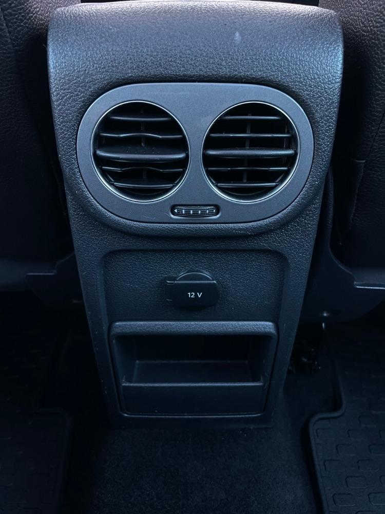 Volkswagen Tiguan  2014