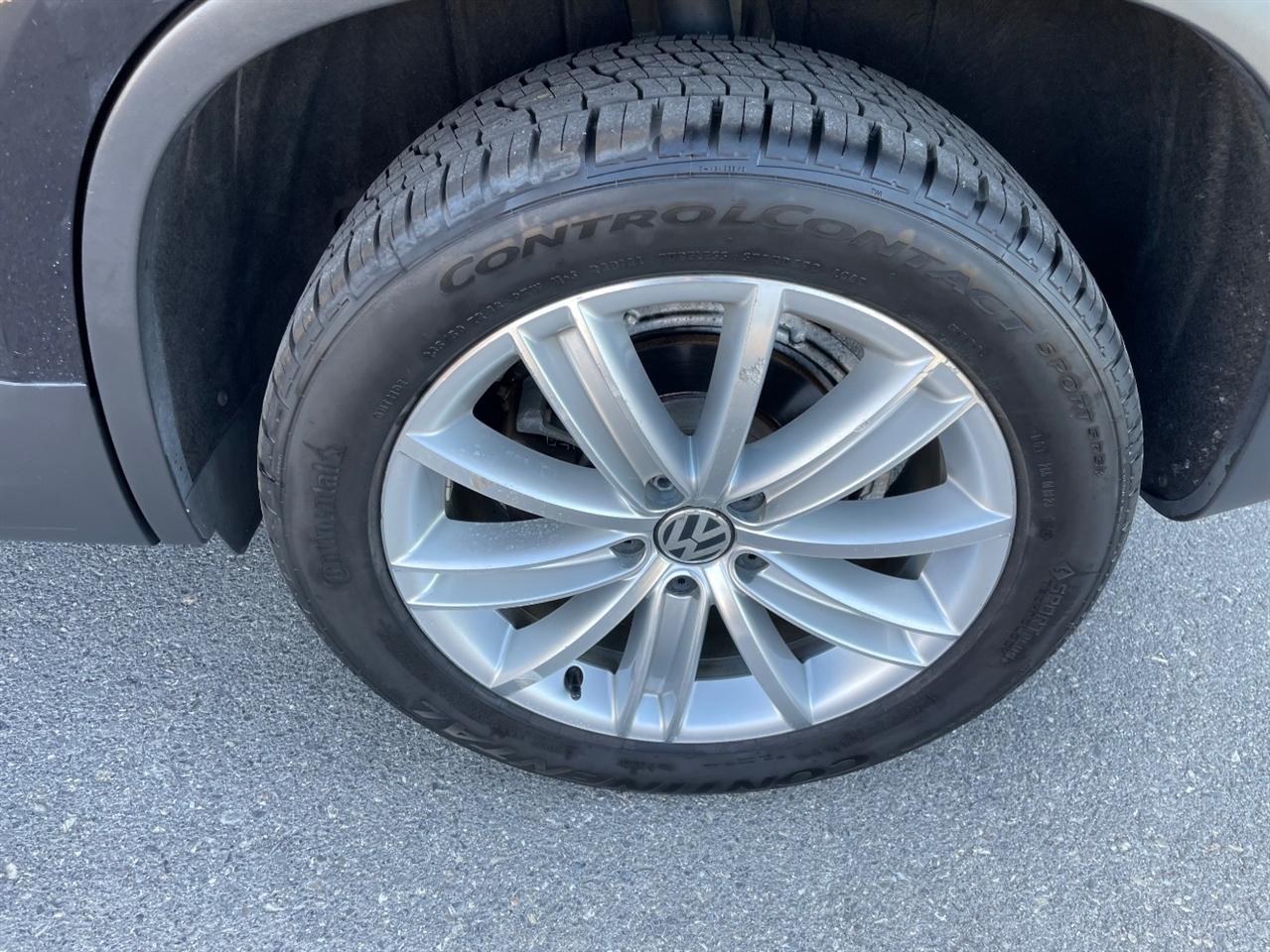 Volkswagen Tiguan  2014