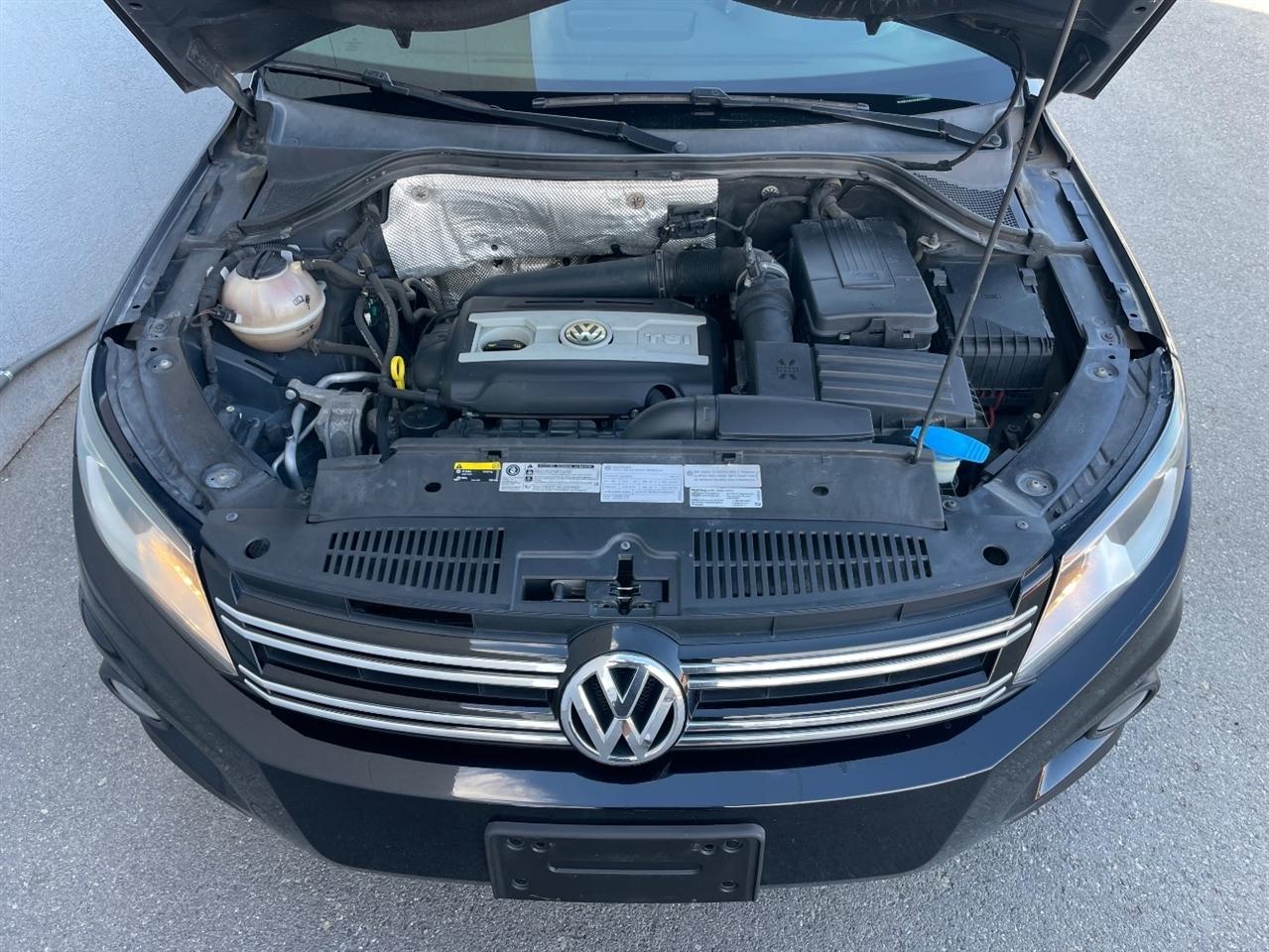 Volkswagen Tiguan  2014