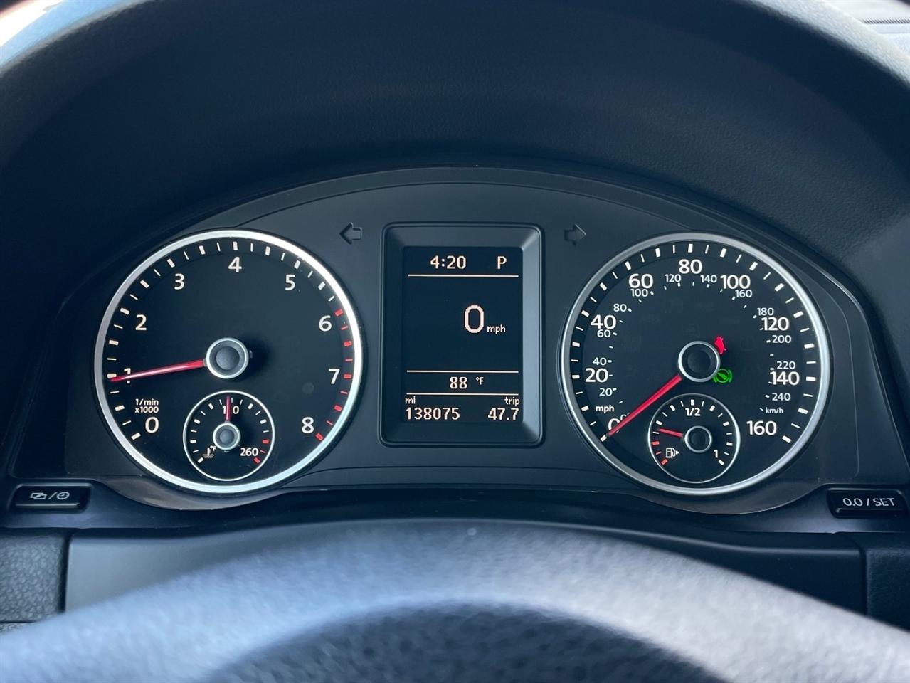 Volkswagen Tiguan  2014