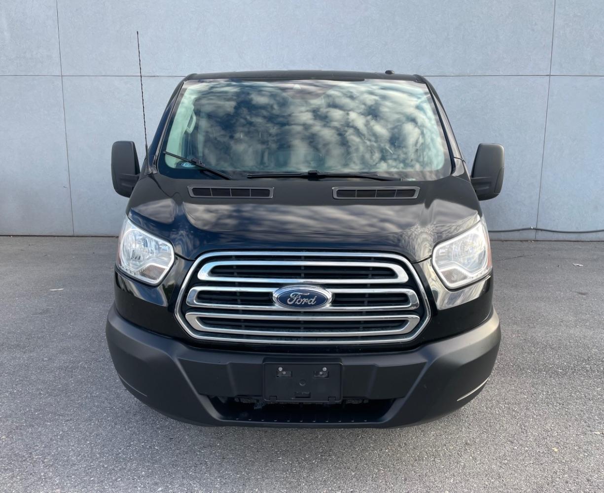Ford Transit Passenger Wagon  2019