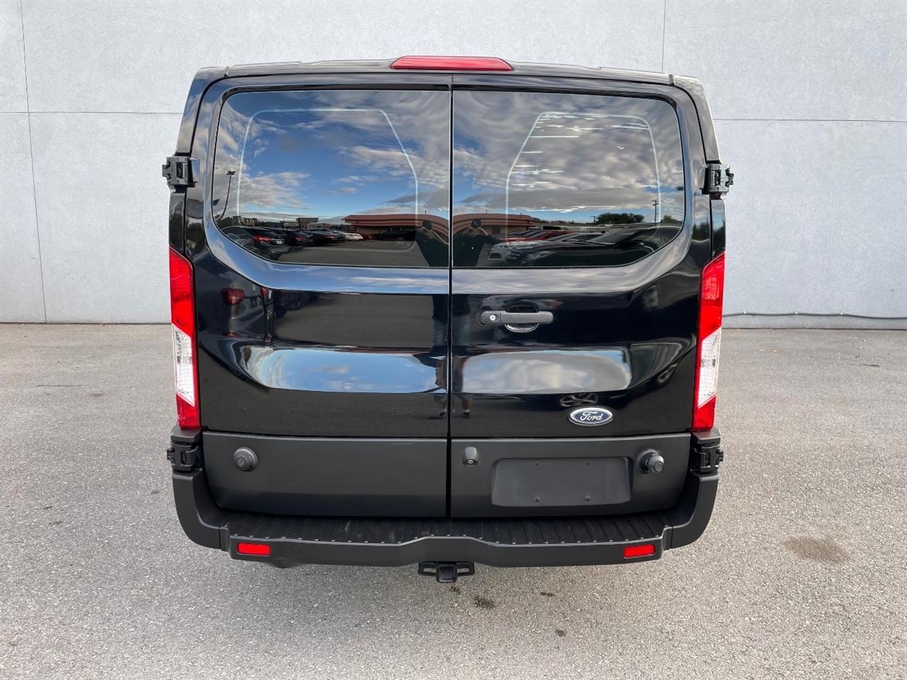 Ford Transit Passenger Wagon  2019