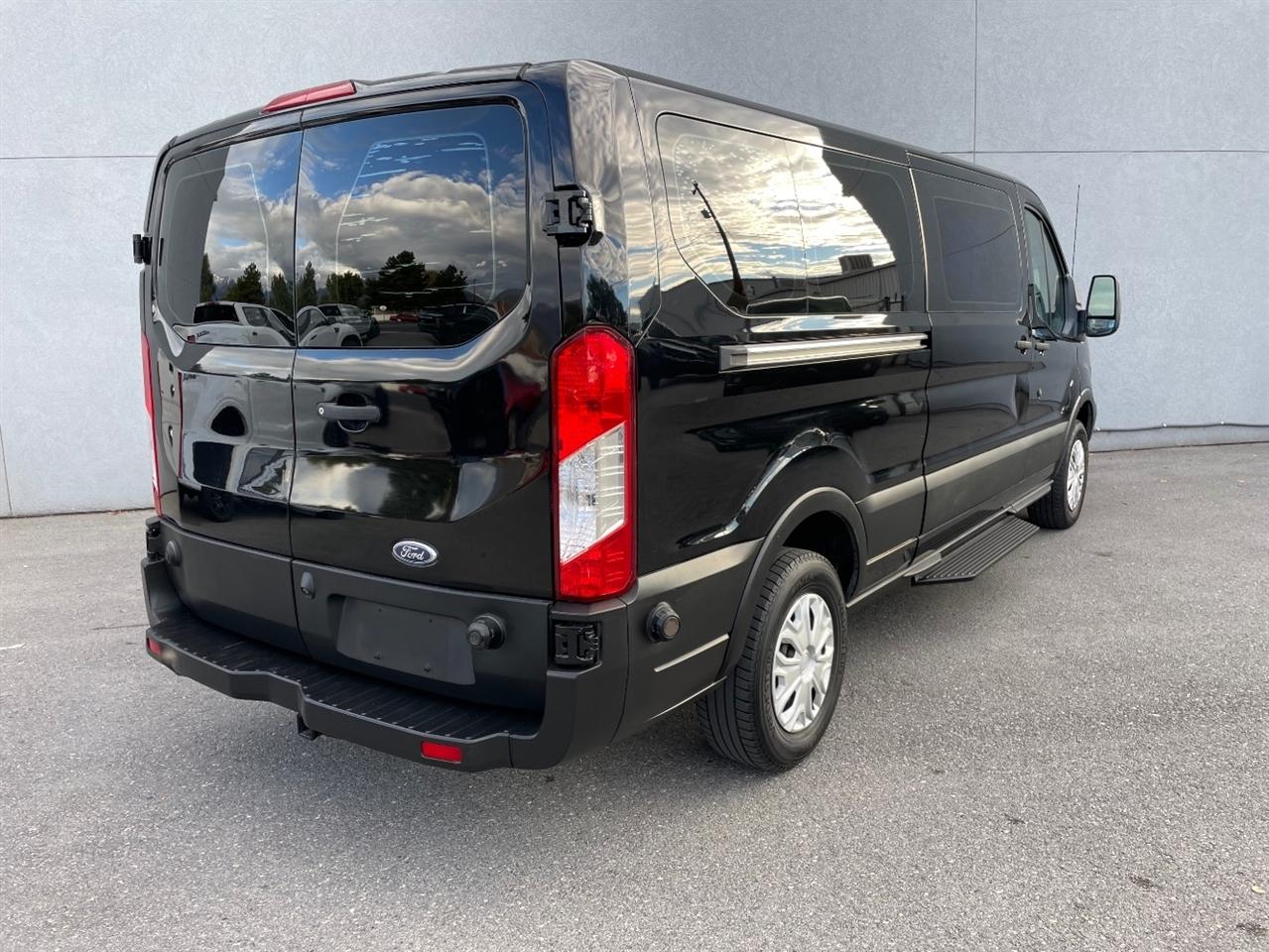 Ford Transit Passenger Wagon  2019