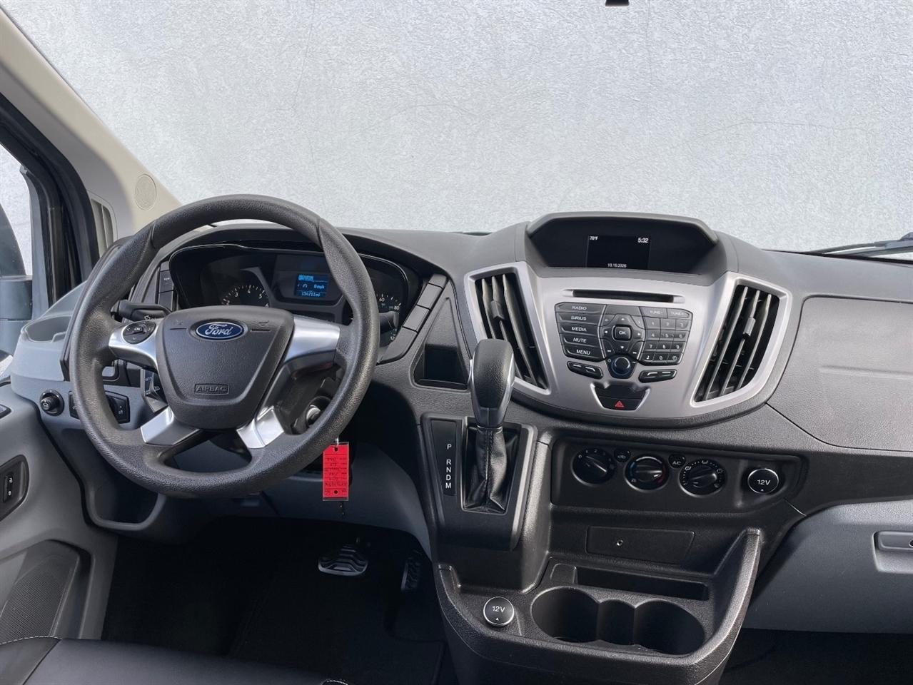 Ford Transit Passenger Wagon  2019