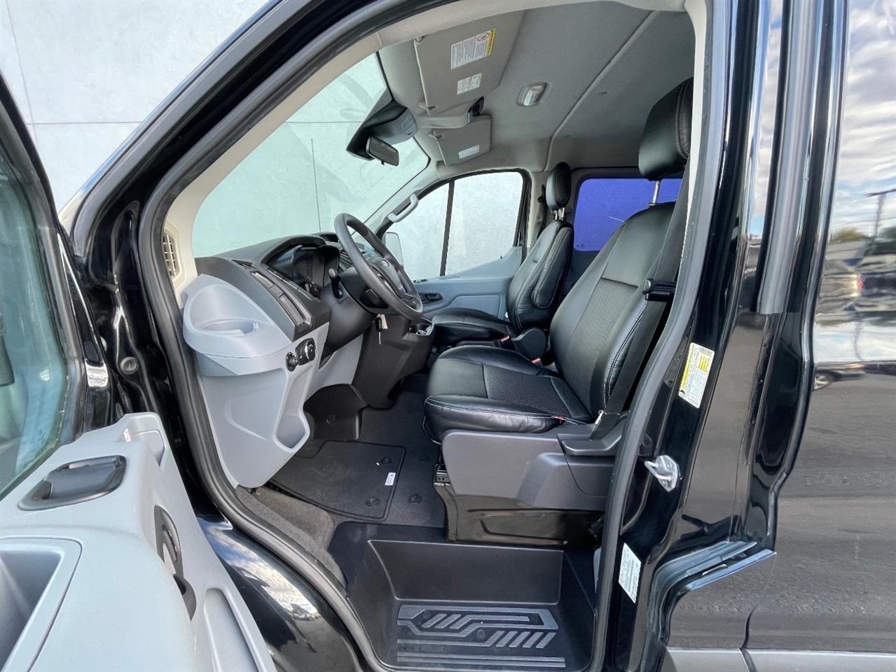 Ford Transit Passenger Wagon  2019