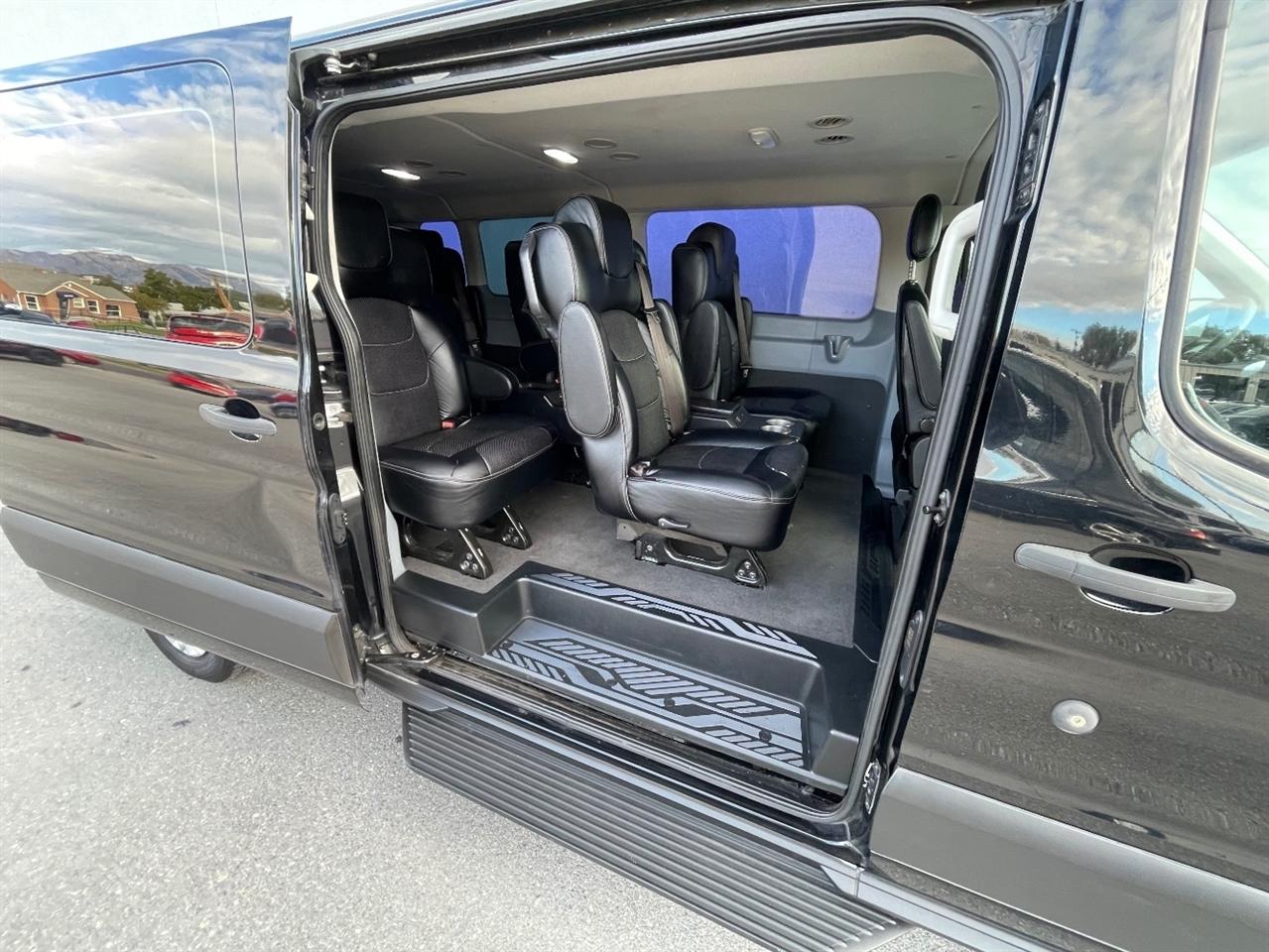 Ford Transit Passenger Wagon  2019