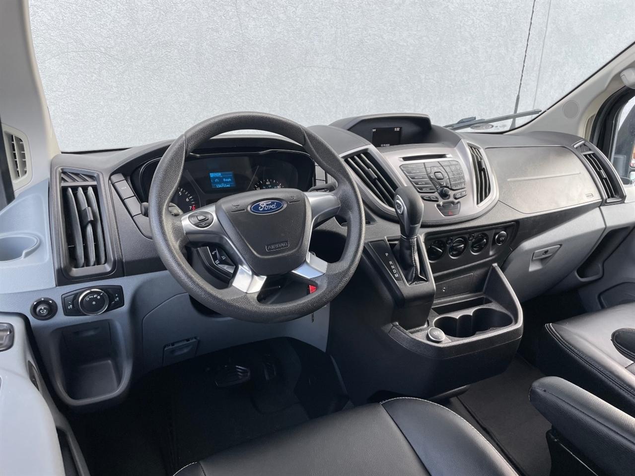 Ford Transit Passenger Wagon  2019
