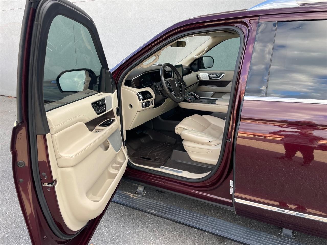 Lincoln Navigator  2020